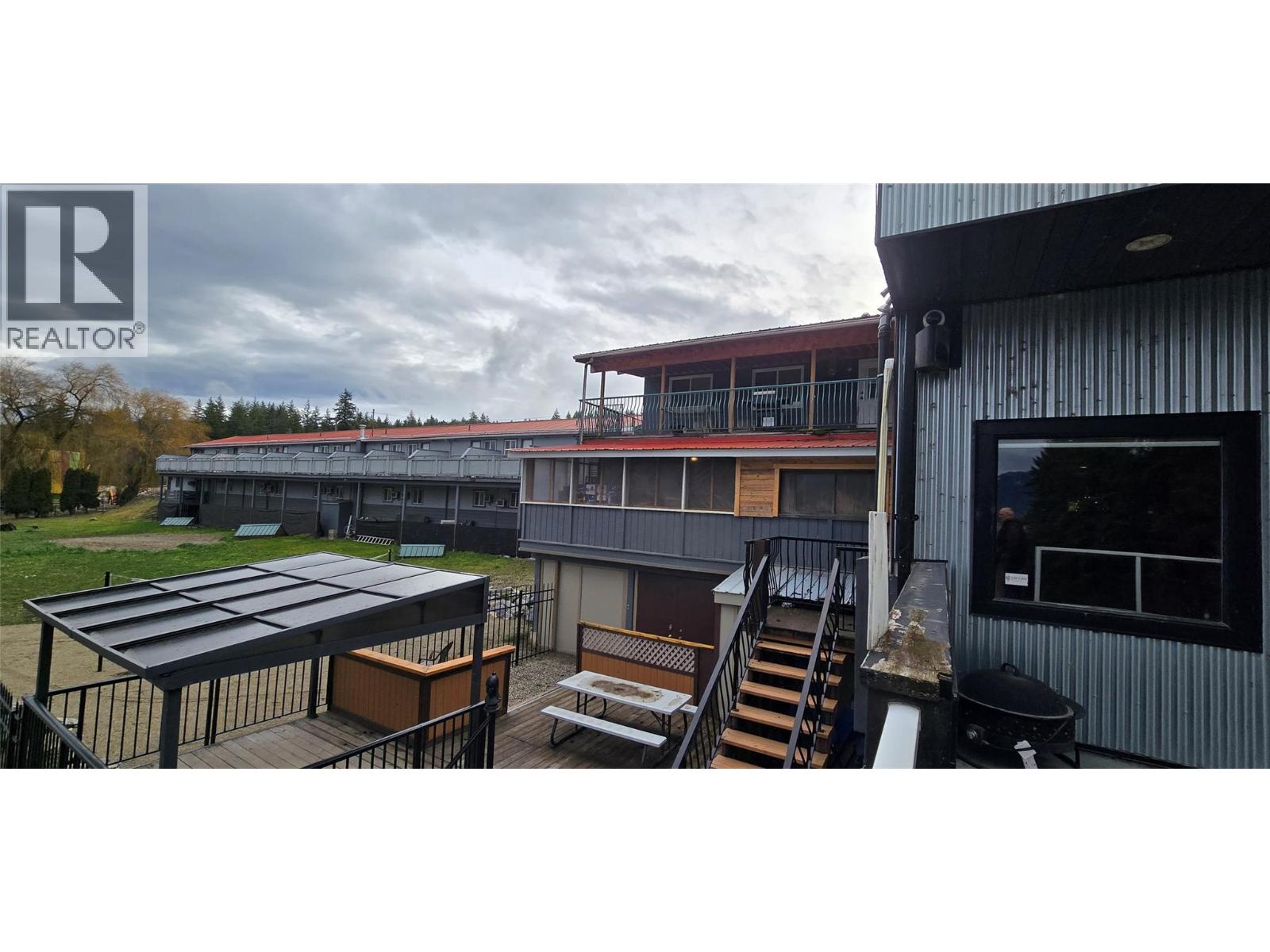 1277 Trans Canada Highway, Sorrento, British Columbia  V0E 2W0 - Photo 27 - 10371514