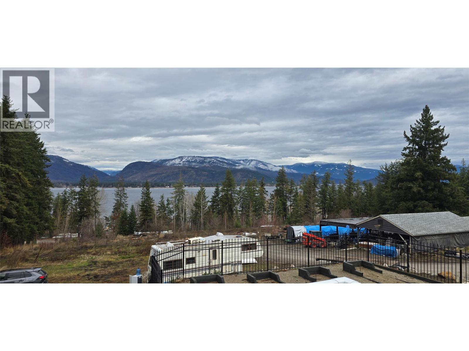 1277 Trans Canada Highway, Sorrento, British Columbia  V0E 2W0 - Photo 28 - 10371514