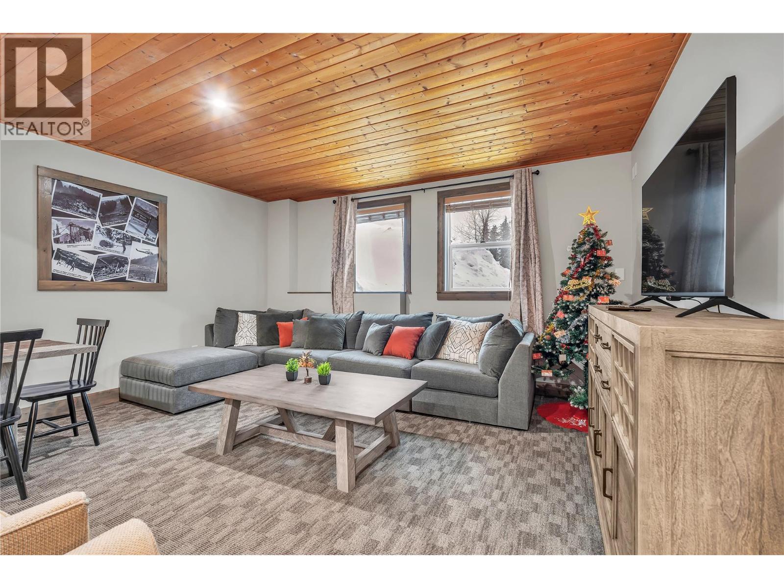 360 Strayhorse Road Unit# C-13, Apex Mountain, British Columbia  V0X 1K0 - Photo 5 - 10371529
