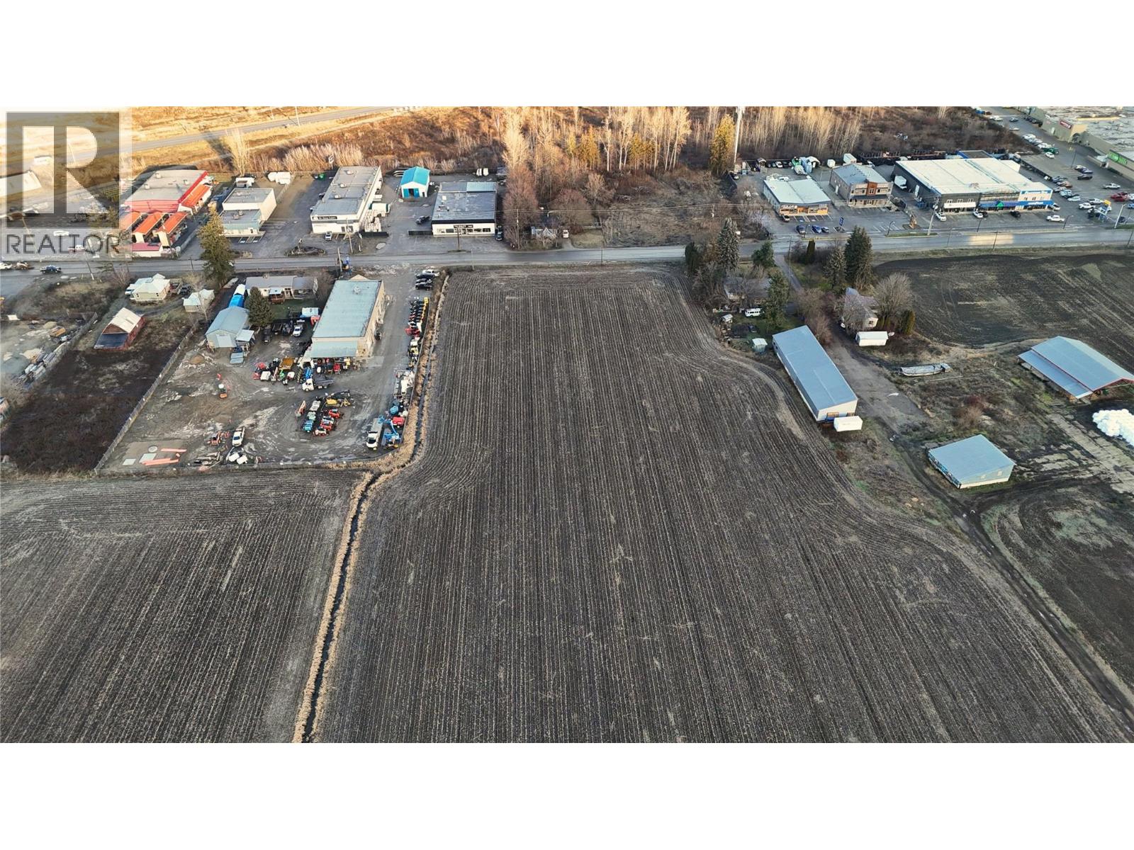 1490 10 Avenue Sw Lot# 3, Salmon Arm, British Columbia  V1E 1T2 - Photo 11 - 10371498