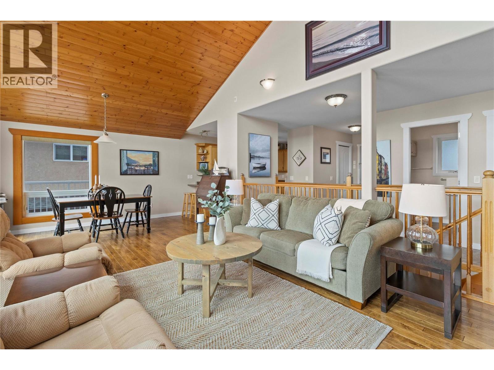 5106 Squilax Anglemont Road, Celista, British Columbia  V0E 1M6 - Photo 12 - 10371366