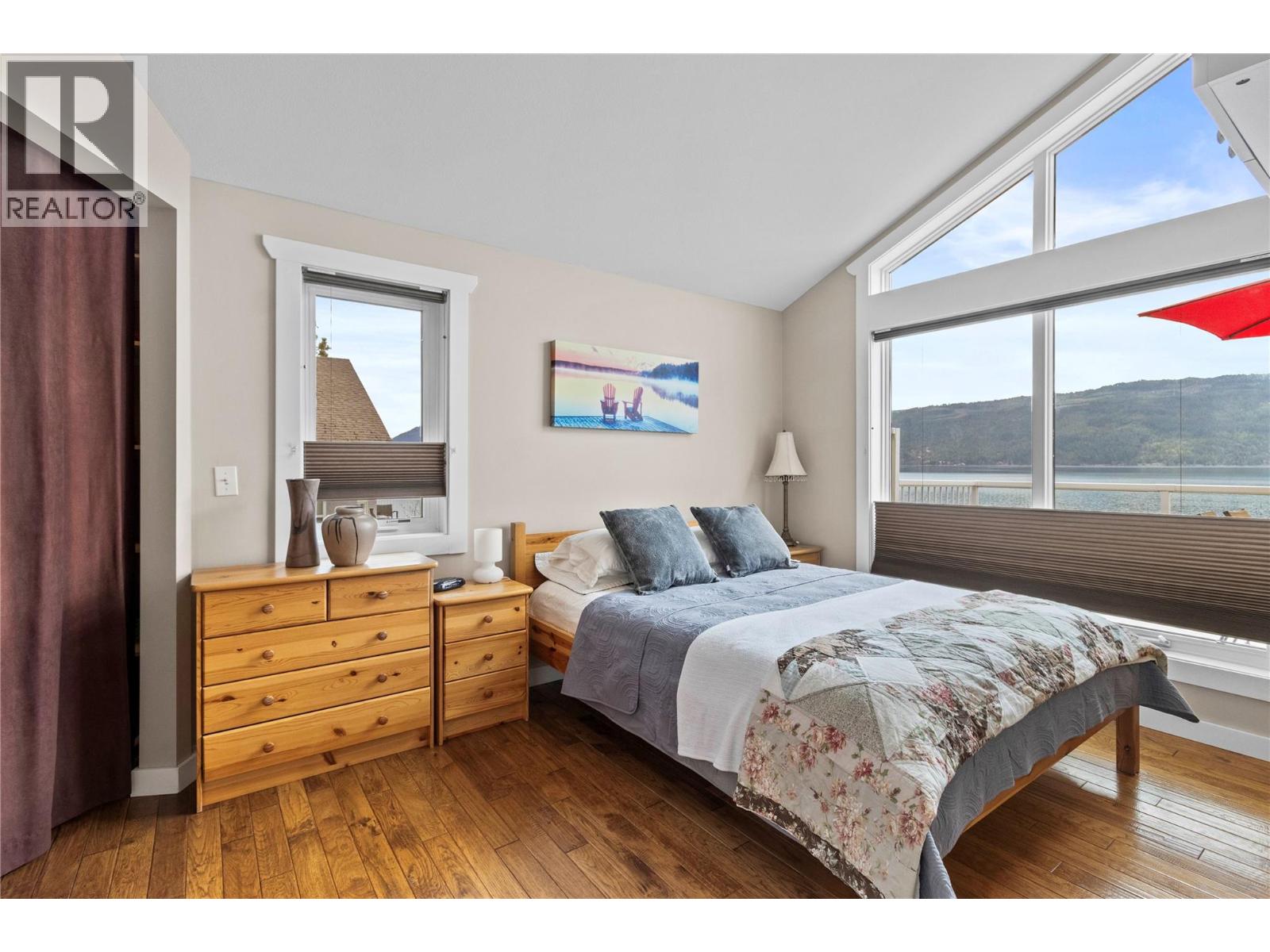5106 Squilax Anglemont Road, Celista, British Columbia  V0E 1M6 - Photo 18 - 10371366