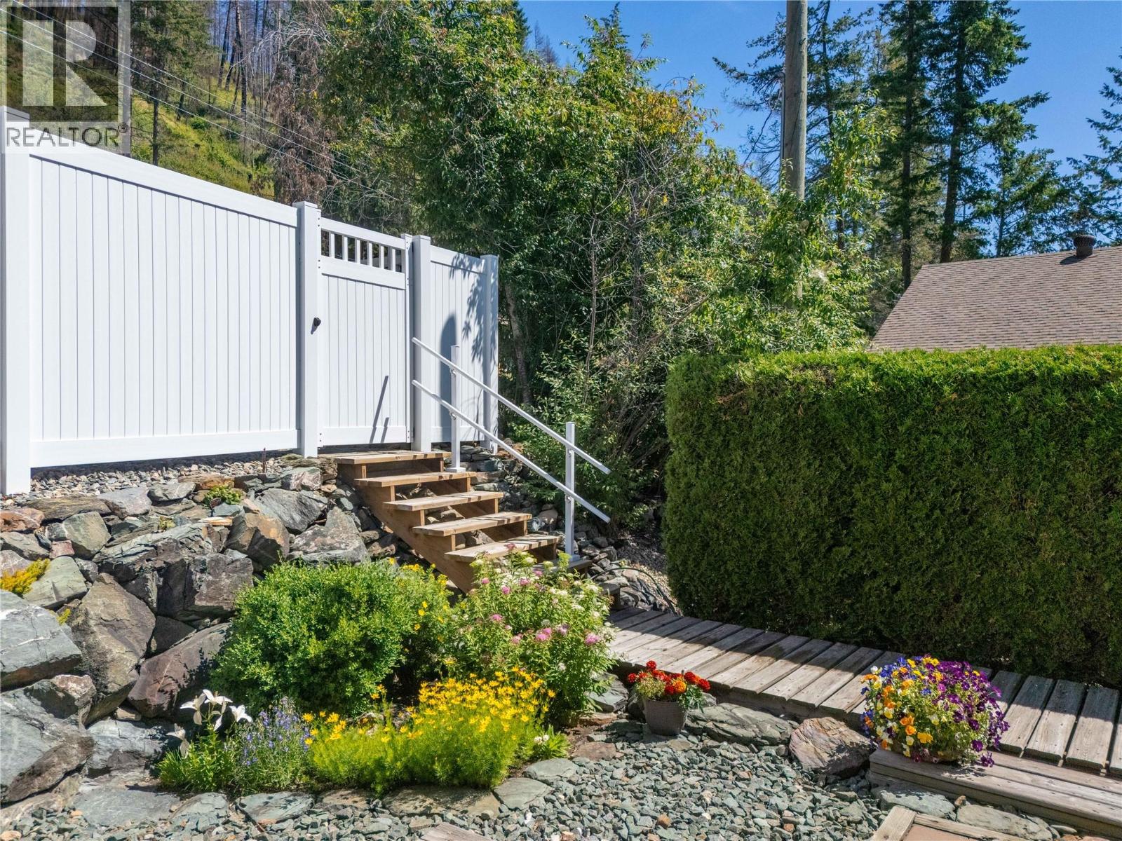 5106 Squilax Anglemont Road, Celista, British Columbia  V0E 1M6 - Photo 33 - 10371366