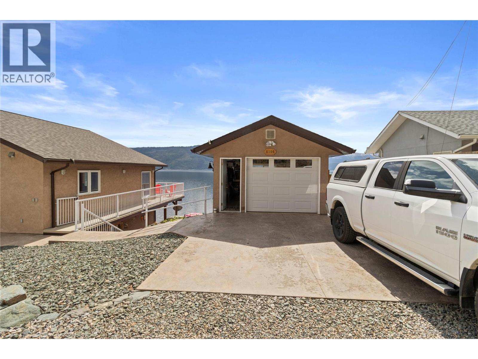 5106 Squilax Anglemont Road, Celista, British Columbia  V0E 1M6 - Photo 40 - 10371366