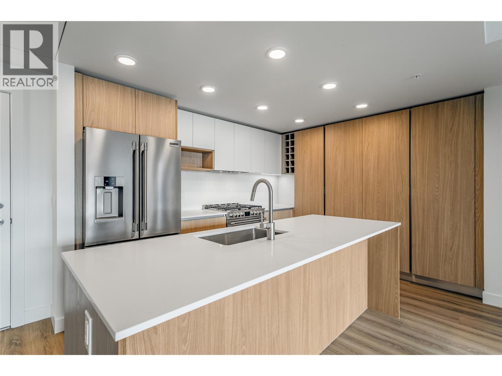 2760 Olalla Road Unit# 206, West Kelowna, British Columbia  V1Z 2A9 - Photo 2 - 10371558