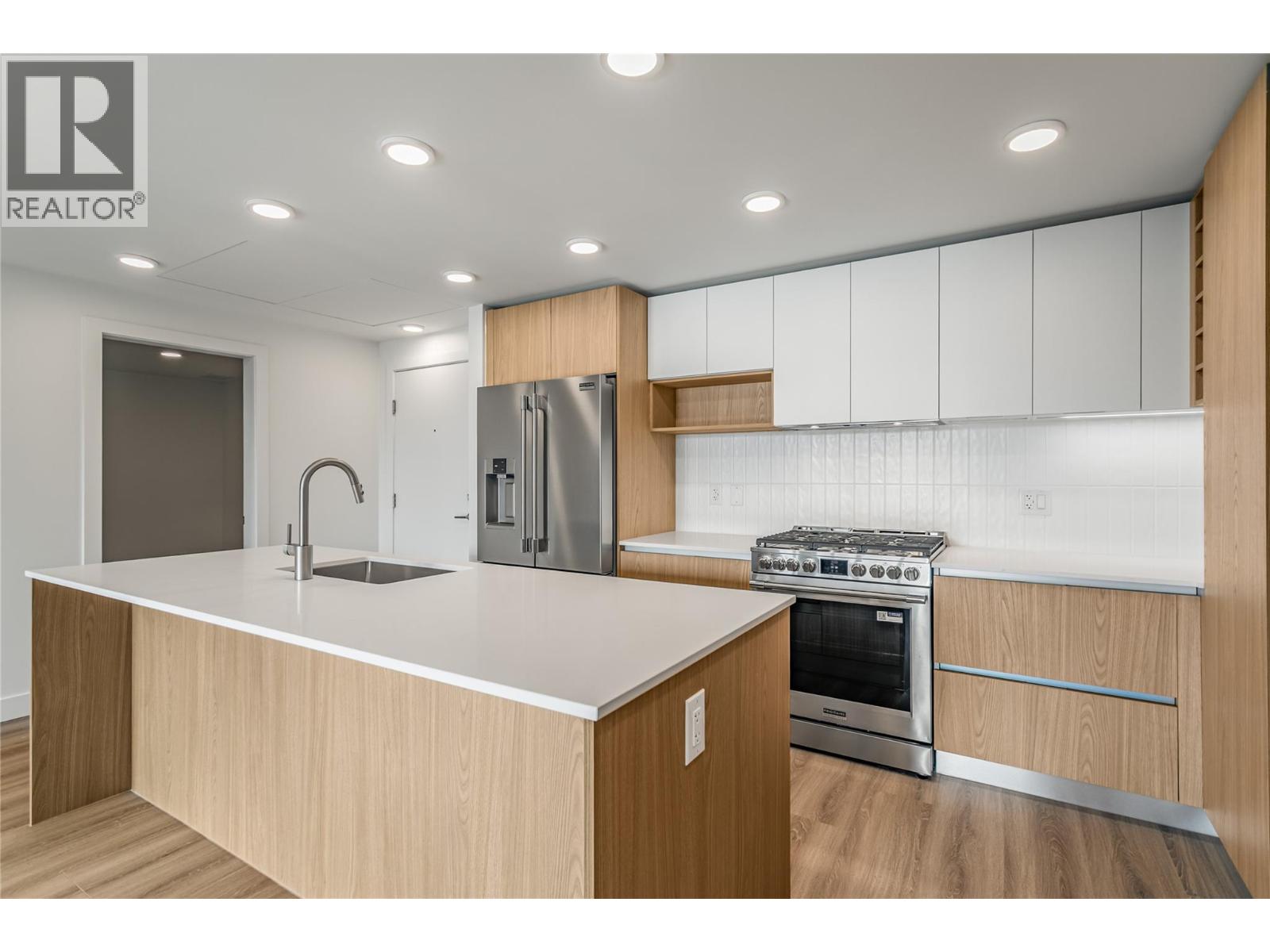 2760 Olalla Road Unit# 206, West Kelowna, British Columbia  V1Z 2A9 - Photo 3 - 10371558
