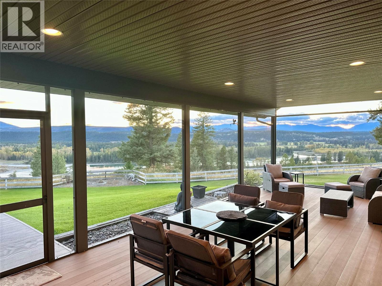 503 Wardner Fort Steele Road, Wardner, British Columbia  V0B 2J0 - Photo 11 - 10371564