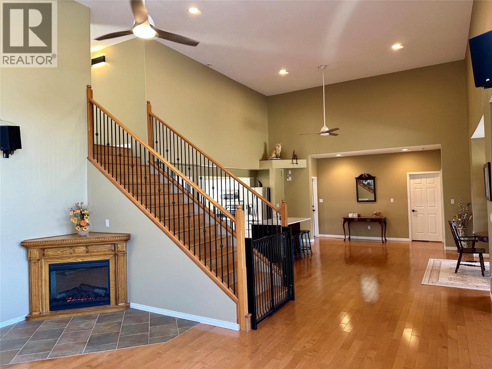 503 Wardner Fort Steele Road, Wardner, British Columbia  V0B 2J0 - Photo 17 - 10371564