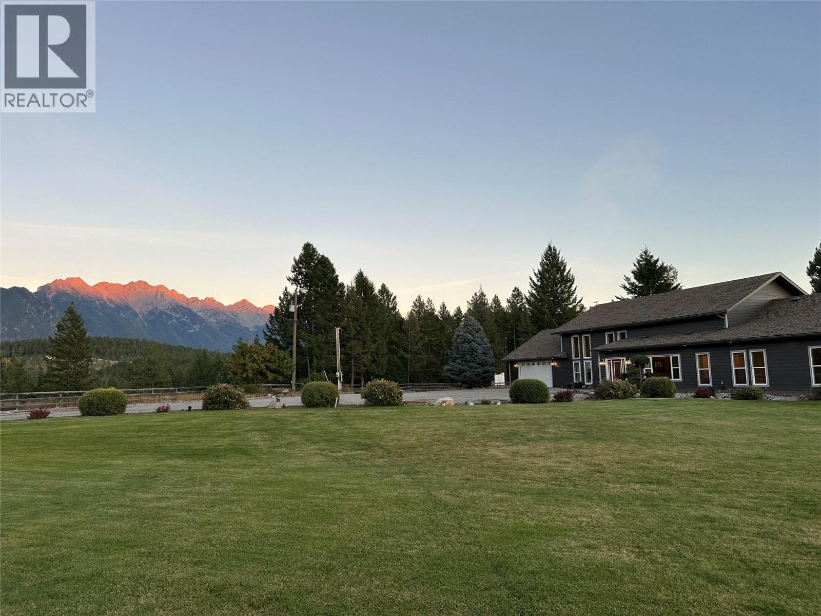 503 Wardner Fort Steele Road, Wardner, British Columbia  V0B 2J0 - Photo 7 - 10371564