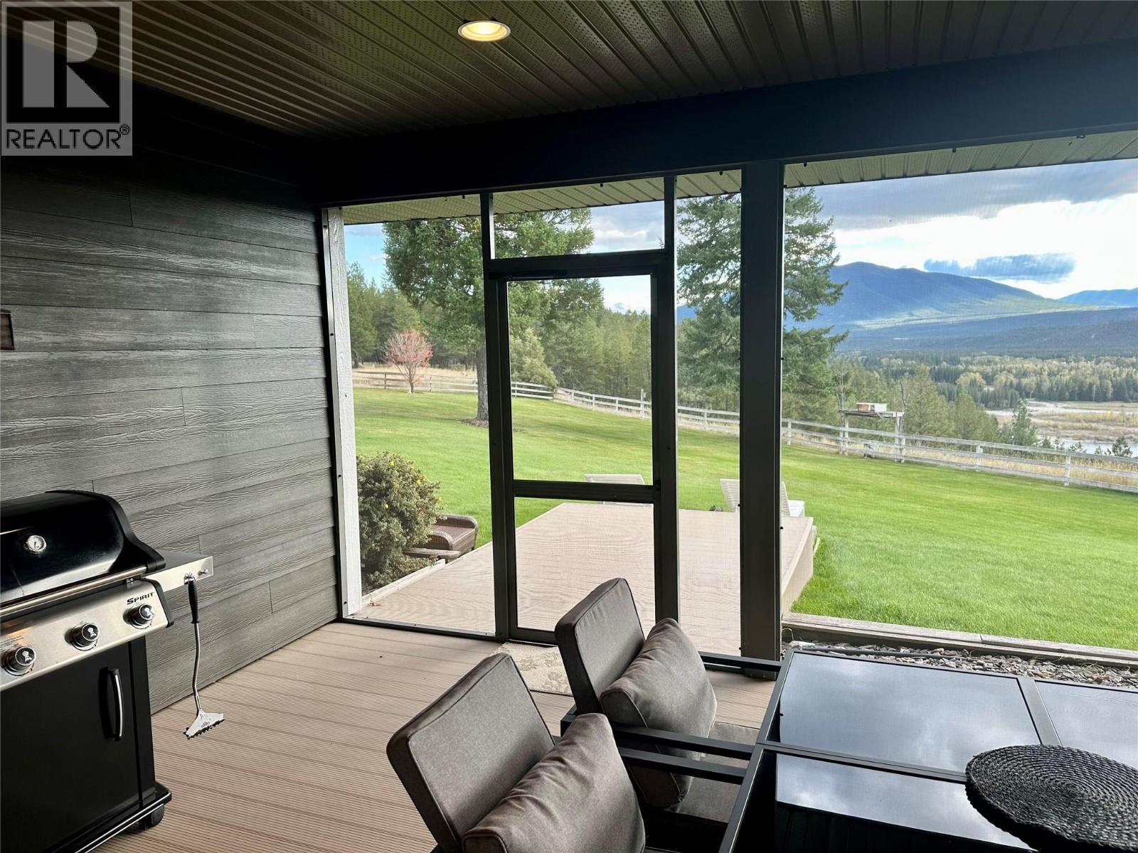 503 Wardner Fort Steele Road, Wardner, British Columbia  V0B 2J0 - Photo 8 - 10371564