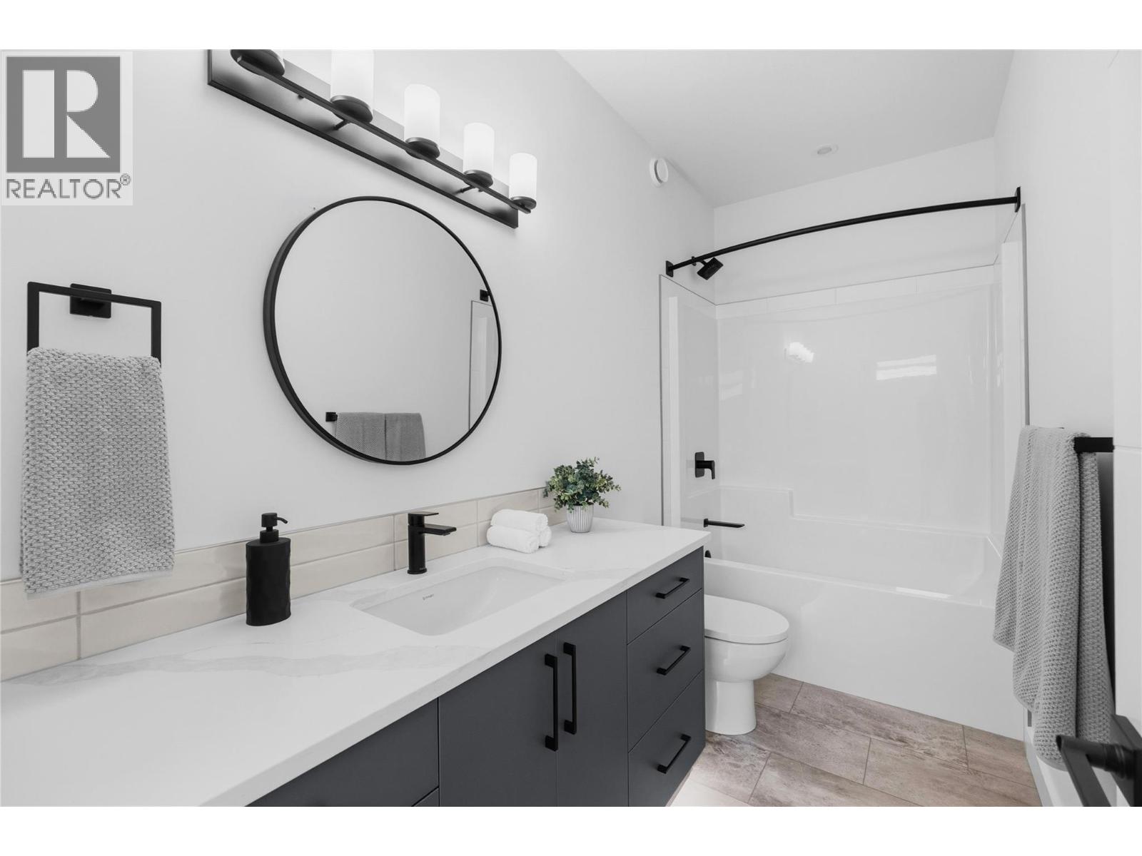143 Green Avenue Unit# 102, Penticton, British Columbia  V2A 3S9 - Photo 33 - 10371606