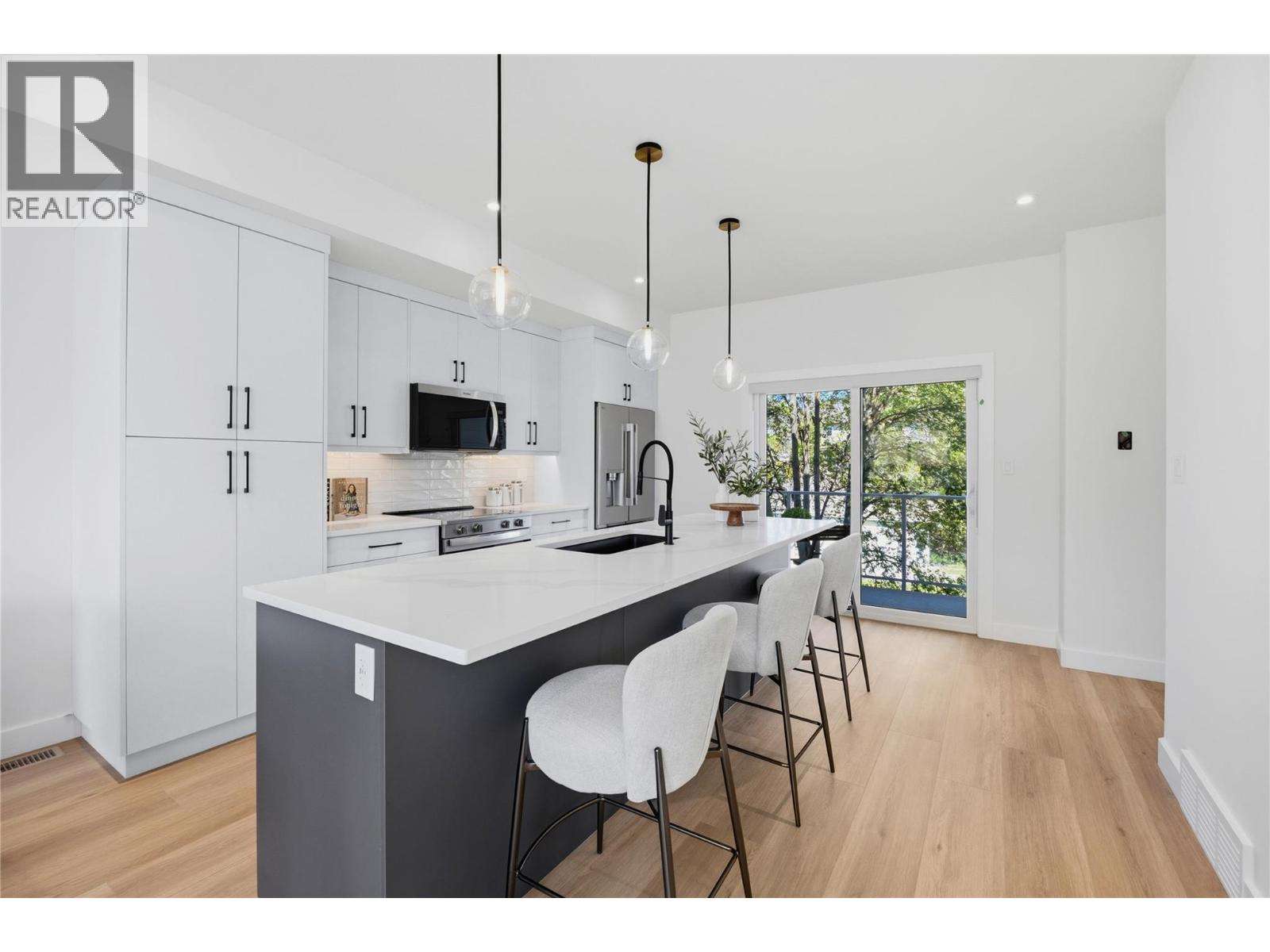 143 Green Avenue Unit# 102, Penticton, British Columbia  V2A 3S9 - Photo 6 - 10371606