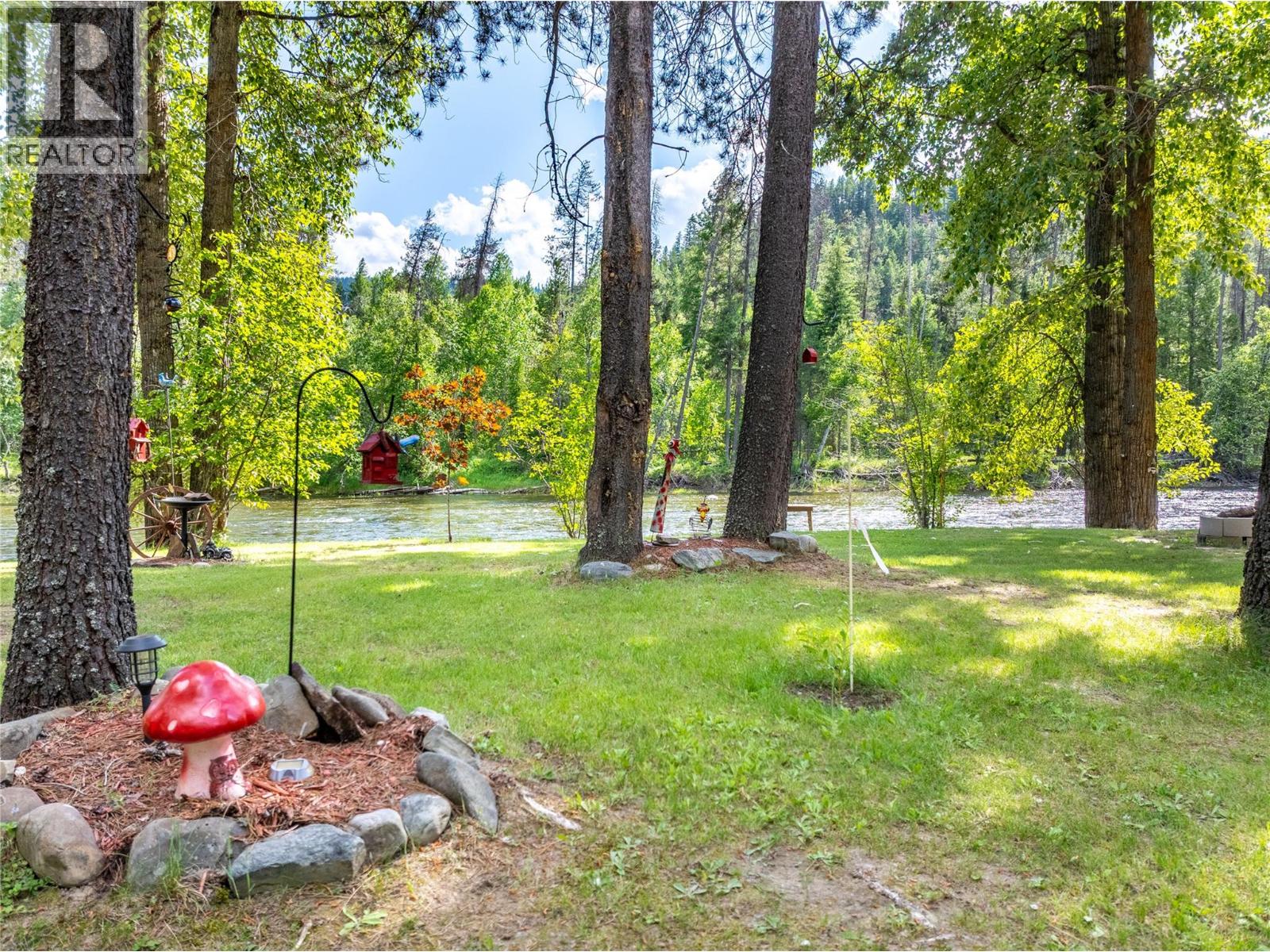 6996 95 Highway, Kingsgate, British Columbia  V0B 1V1 - Photo 16 - 10371598