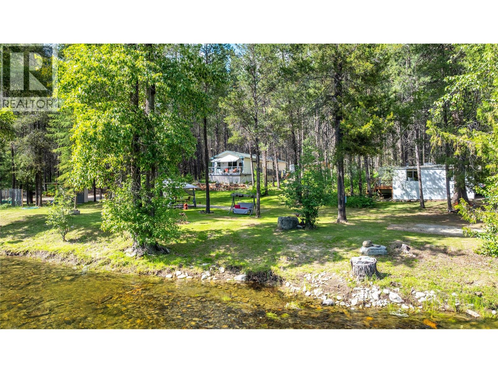6996 95 Highway, Kingsgate, British Columbia  V0B 1V1 - Photo 17 - 10371598