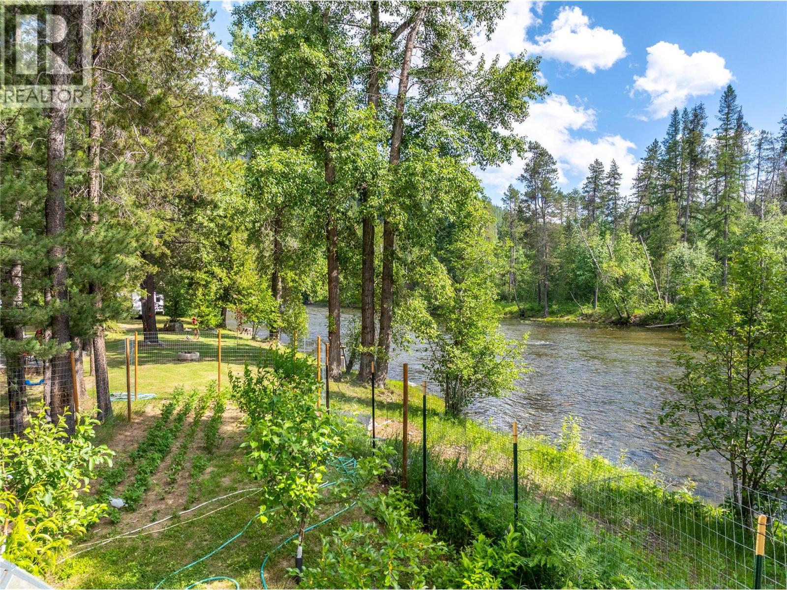 6996 95 Highway, Kingsgate, British Columbia  V0B 1V1 - Photo 18 - 10371598