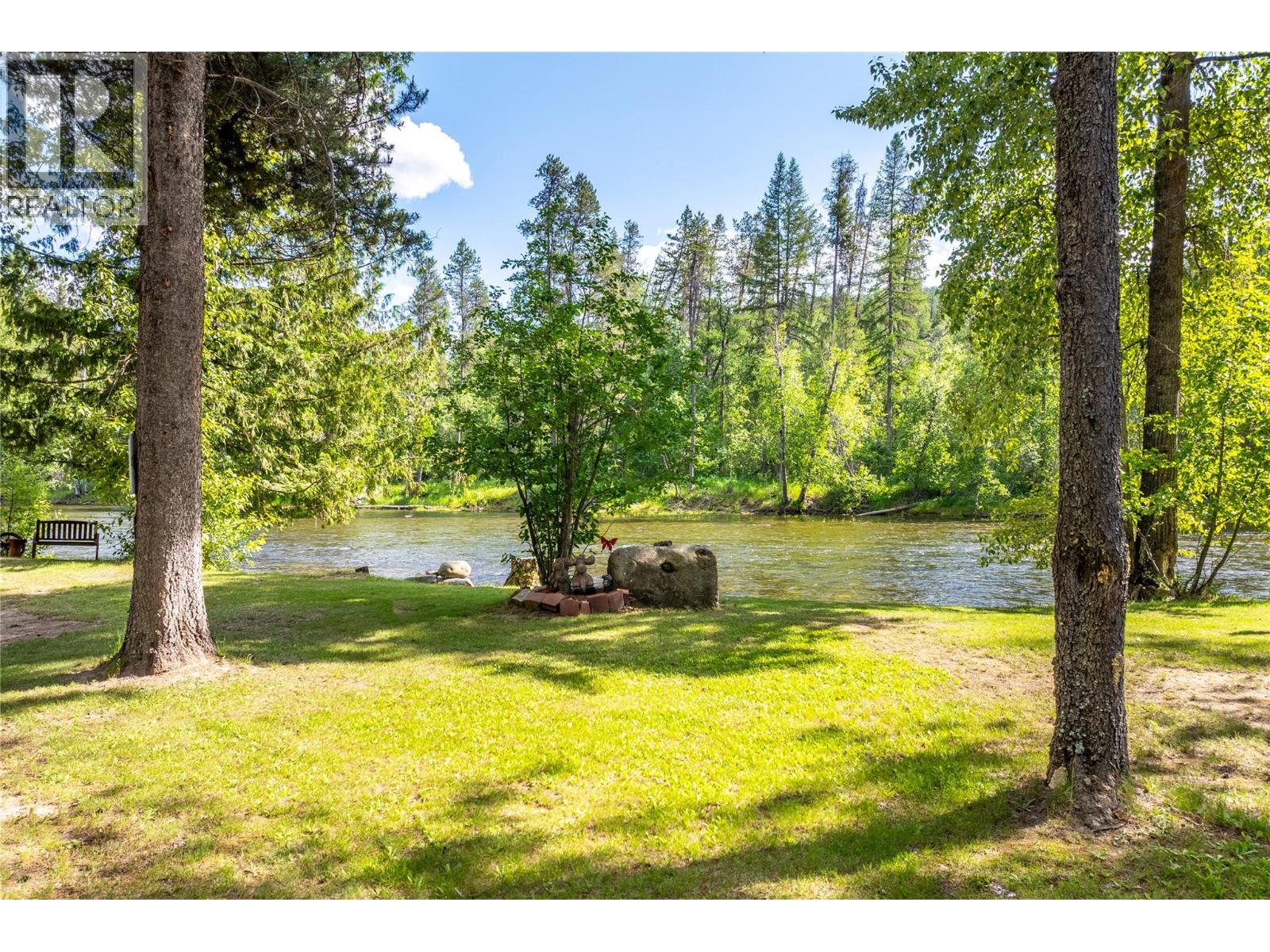 6996 95 Highway, Kingsgate, British Columbia  V0B 1V1 - Photo 26 - 10371598