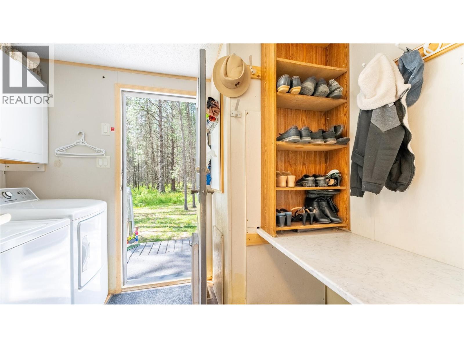 6996 95 Highway, Kingsgate, British Columbia  V0B 1V1 - Photo 30 - 10371598