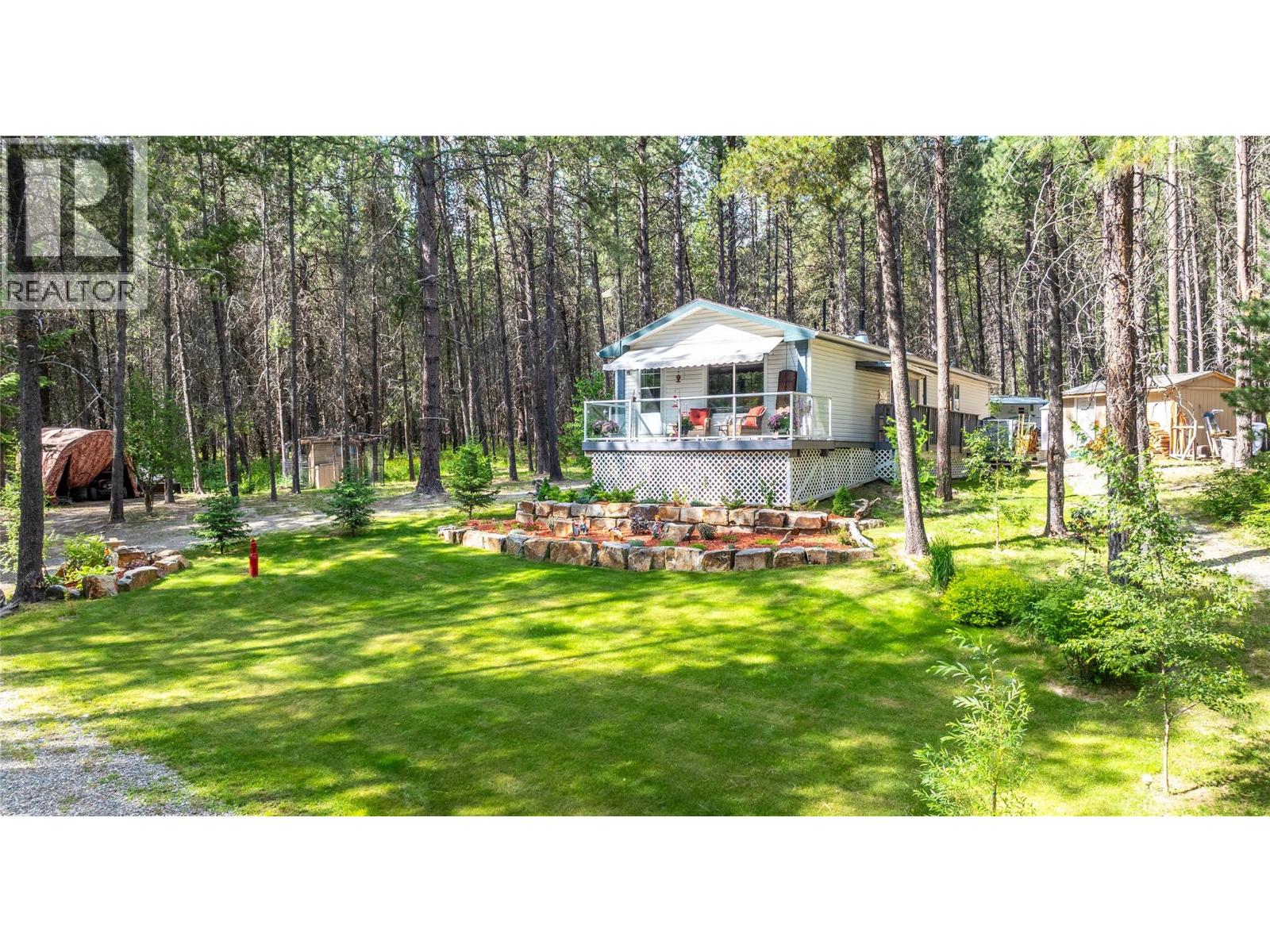 6996 95 Highway, Kingsgate, British Columbia  V0B 1V1 - Photo 4 - 10371598