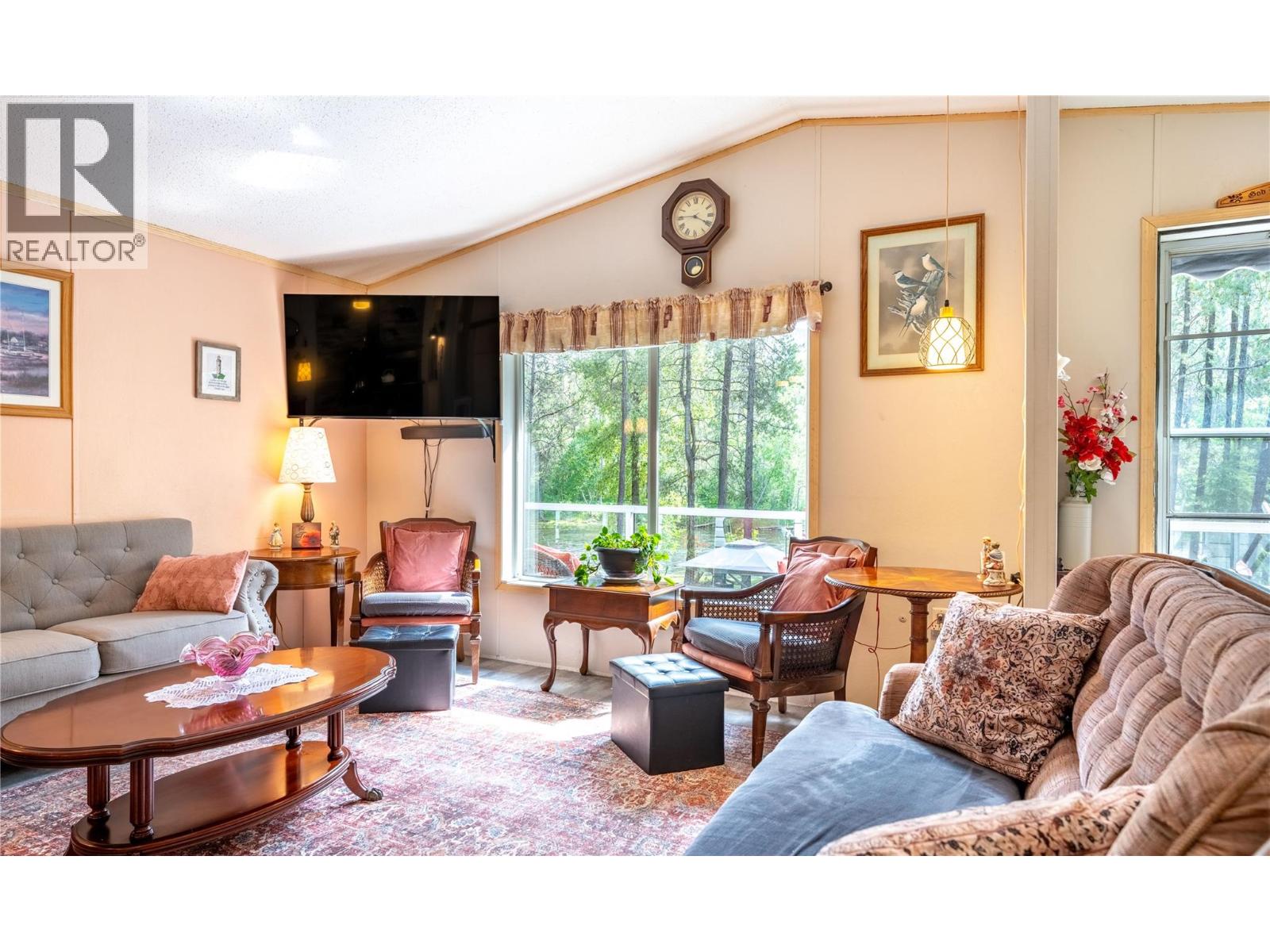 6996 95 Highway, Kingsgate, British Columbia  V0B 1V1 - Photo 43 - 10371598