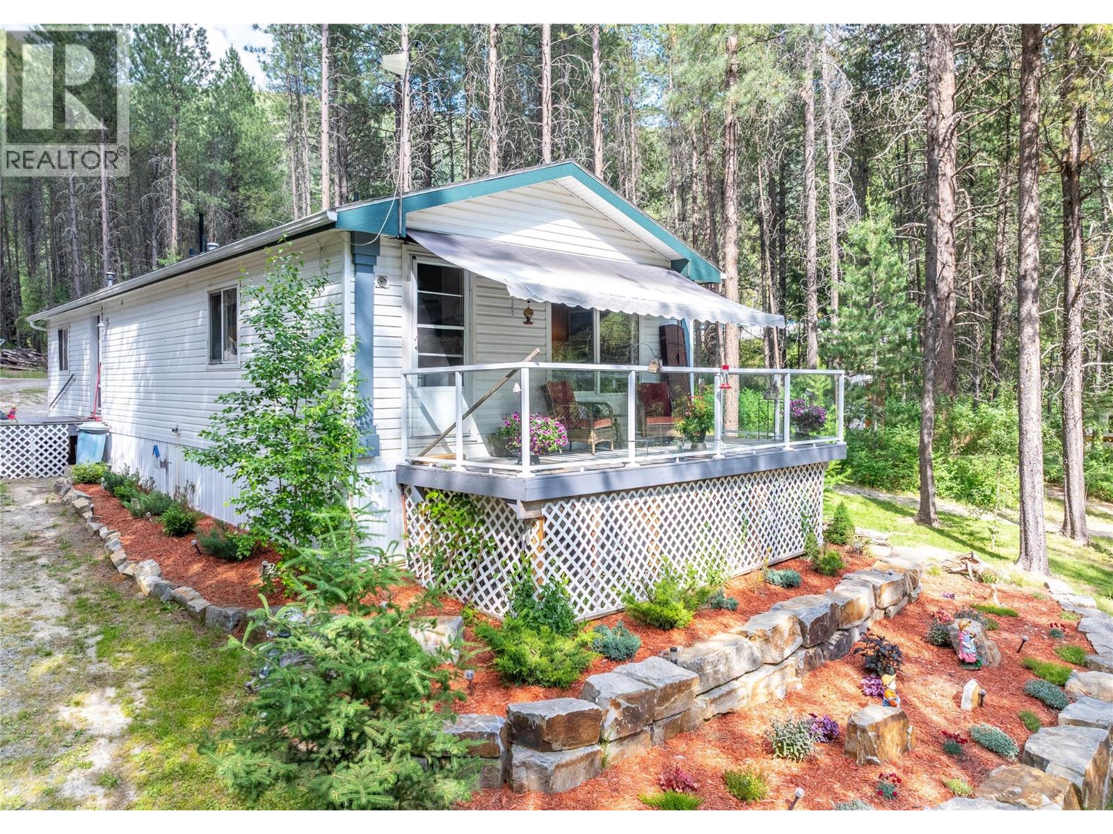 6996 95 Highway, Kingsgate, British Columbia  V0B 1V1 - Photo 6 - 10371598