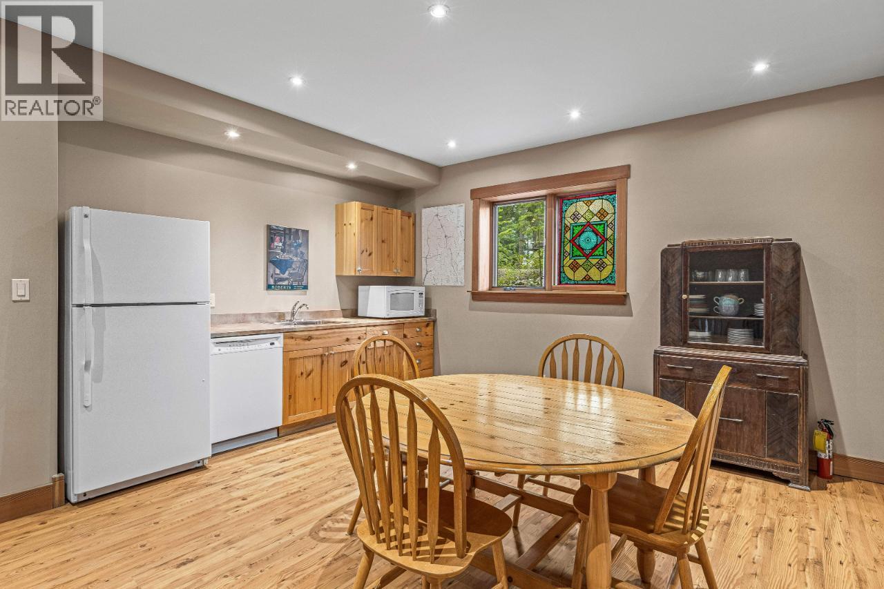 1403 Deer Ridge Road, Golden, British Columbia  V0A 1H1 - Photo 60 - 10371610