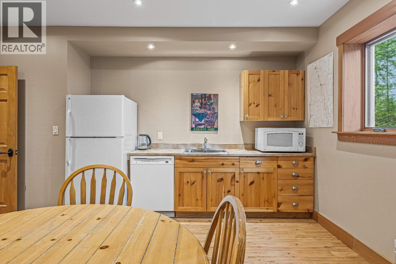 1403 Deer Ridge Road, Golden, British Columbia  V0A 1H1 - Photo 61 - 10371610