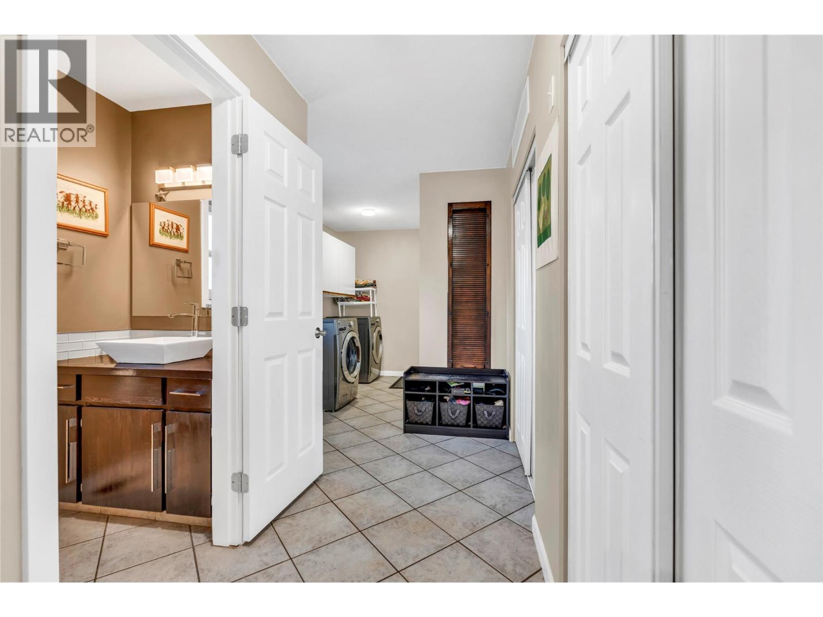 10112 Beavis Place, Summerland, British Columbia  V0H 1Z2 - Photo 18 - 10371513