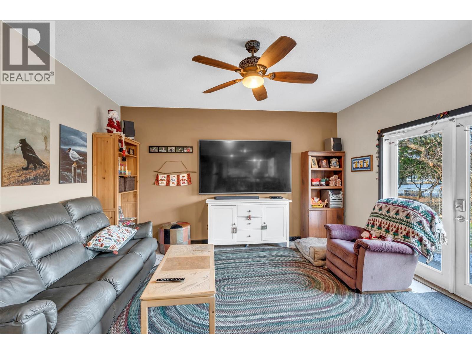 10112 Beavis Place, Summerland, British Columbia  V0H 1Z2 - Photo 6 - 10371513