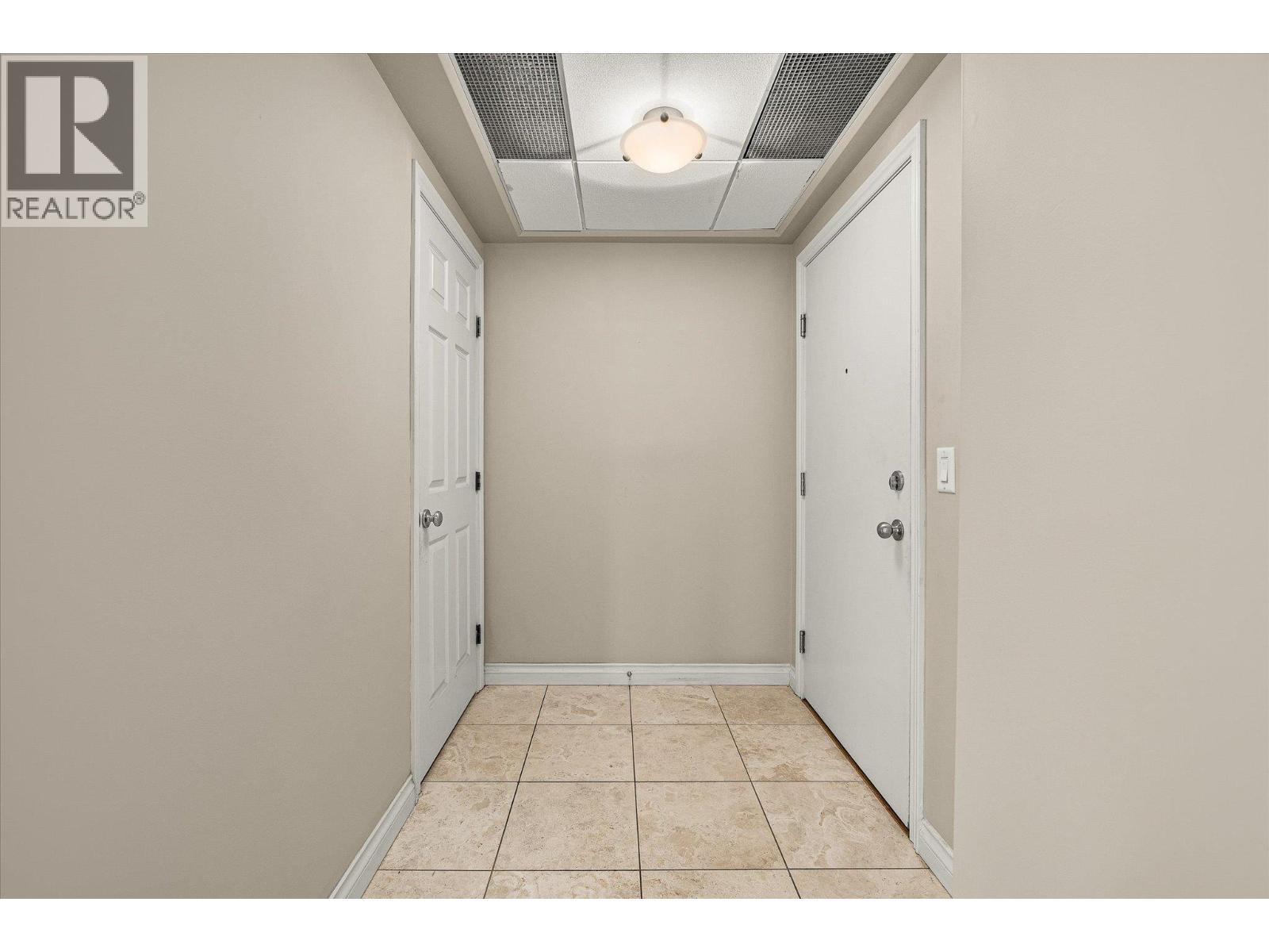 3178 Via Centrale Drive Unit# 2211, Kelowna, British Columbia  V1V 2T3 - Photo 4 - 10371525