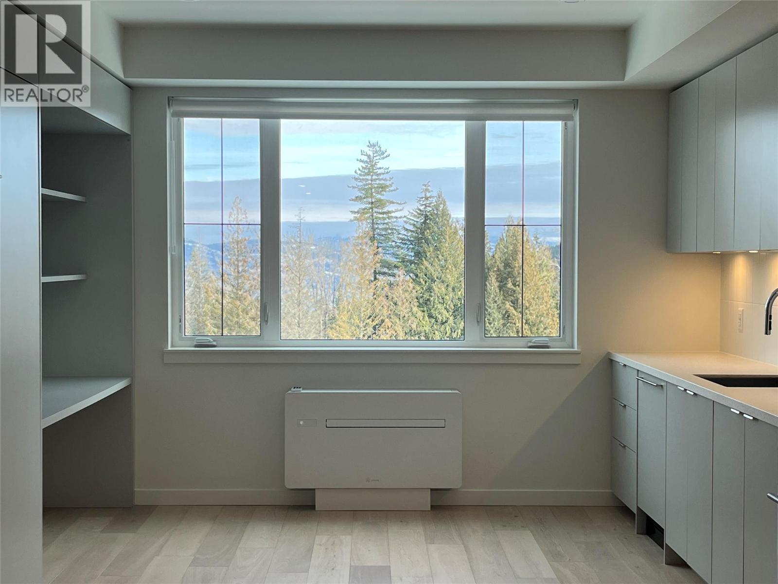 4280 Red Mountain Road Unit# 318, Rossland, British Columbia  V0G 1Y0 - Photo 2 - 10371411