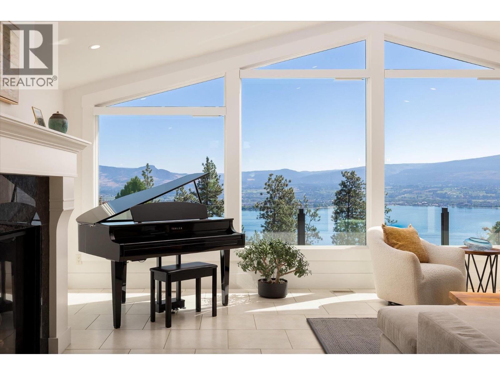 2523 Hillsborough Road, west kelowna, British Columbia