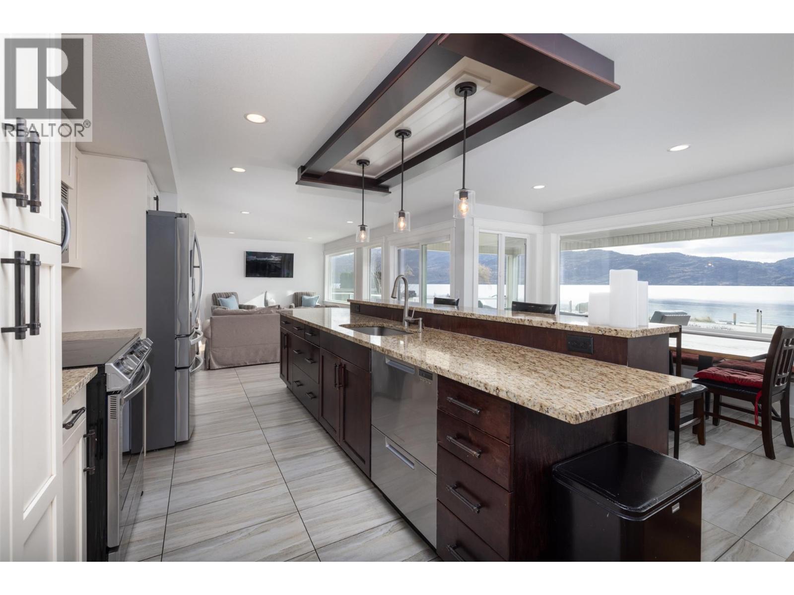 4244 Beach Avenue, Peachland, British Columbia  V0H 1X6 - Photo 35 - 10371662