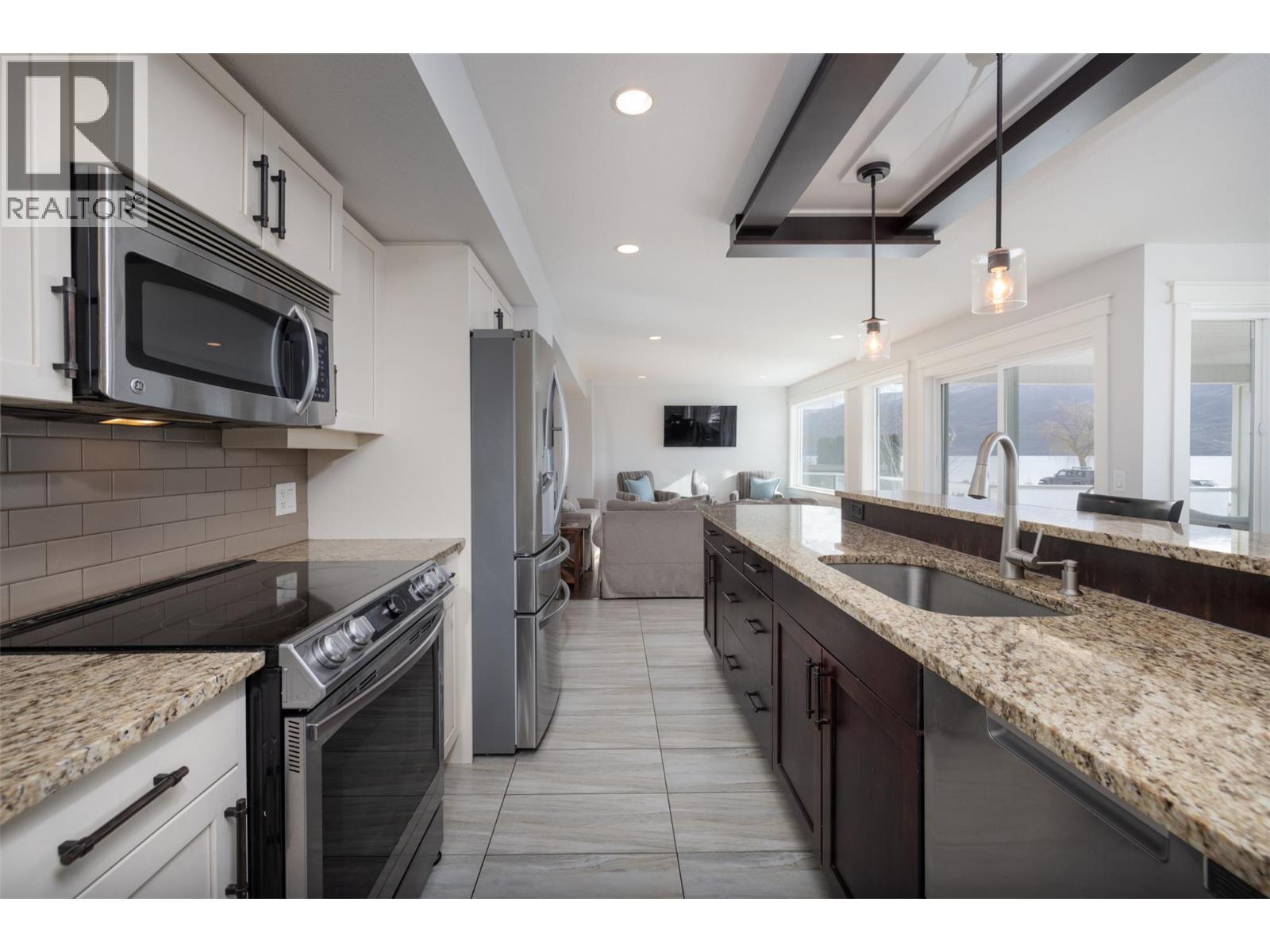 4244 Beach Avenue, Peachland, British Columbia  V0H 1X6 - Photo 36 - 10371662