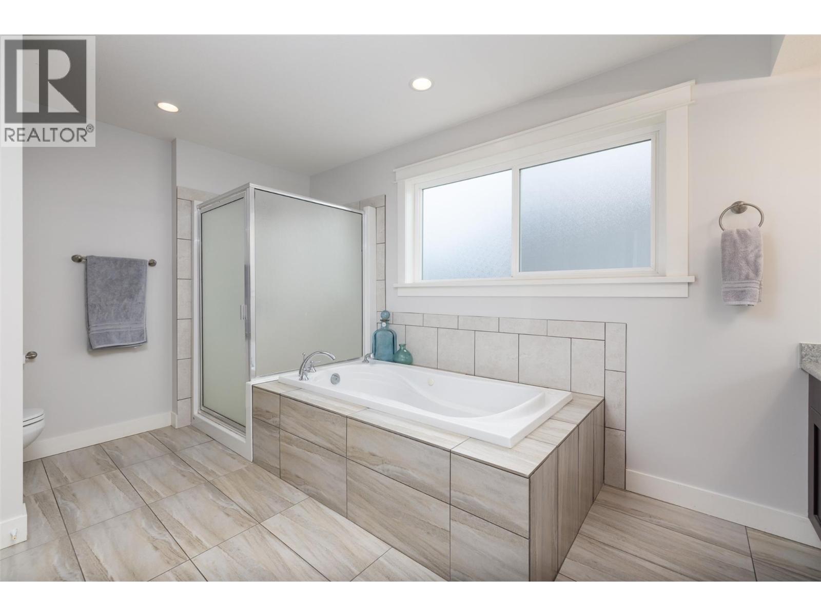 4244 Beach Avenue, Peachland, British Columbia  V0H 1X6 - Photo 45 - 10371662