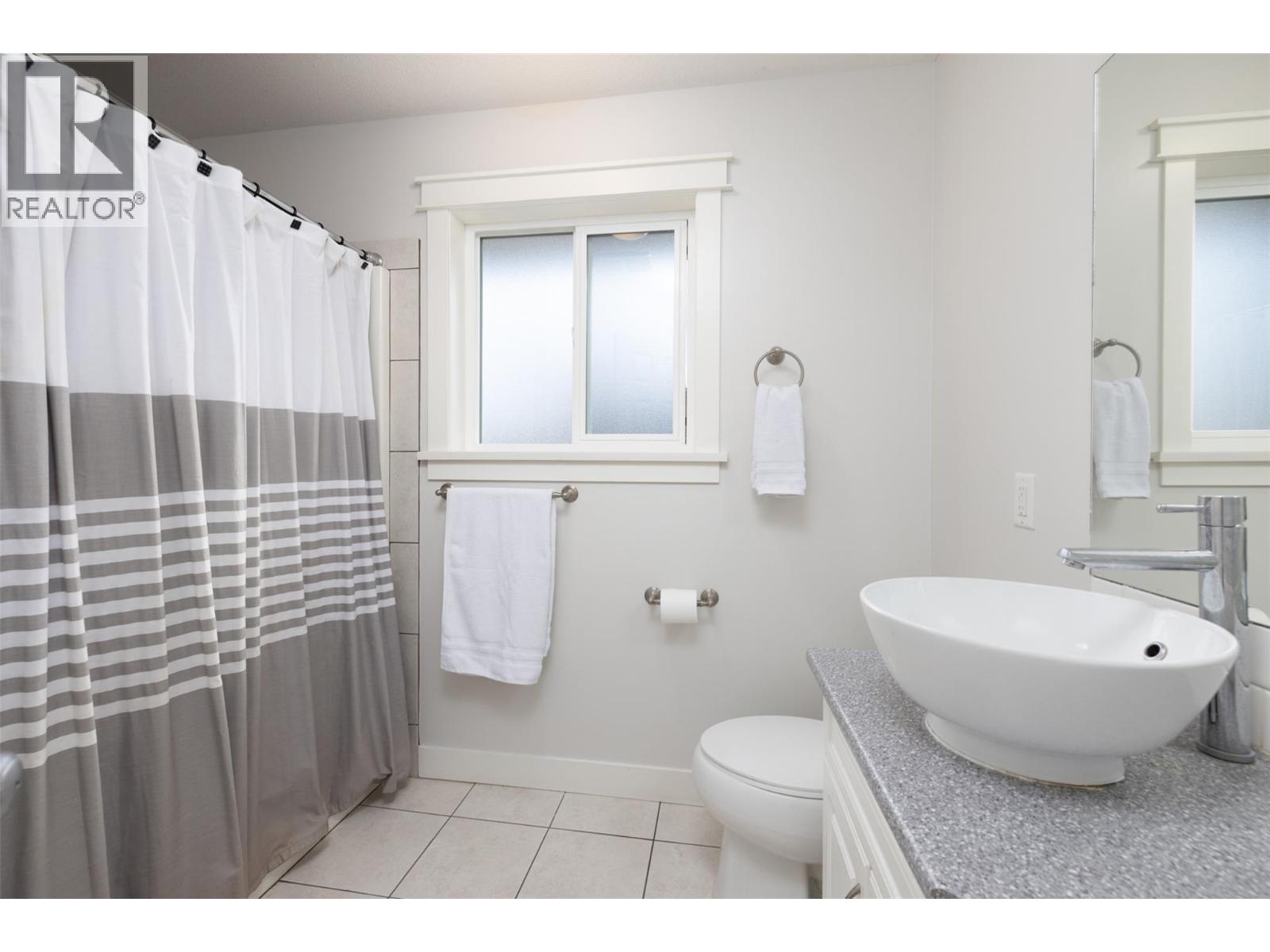 4244 Beach Avenue, Peachland, British Columbia  V0H 1X6 - Photo 53 - 10371662