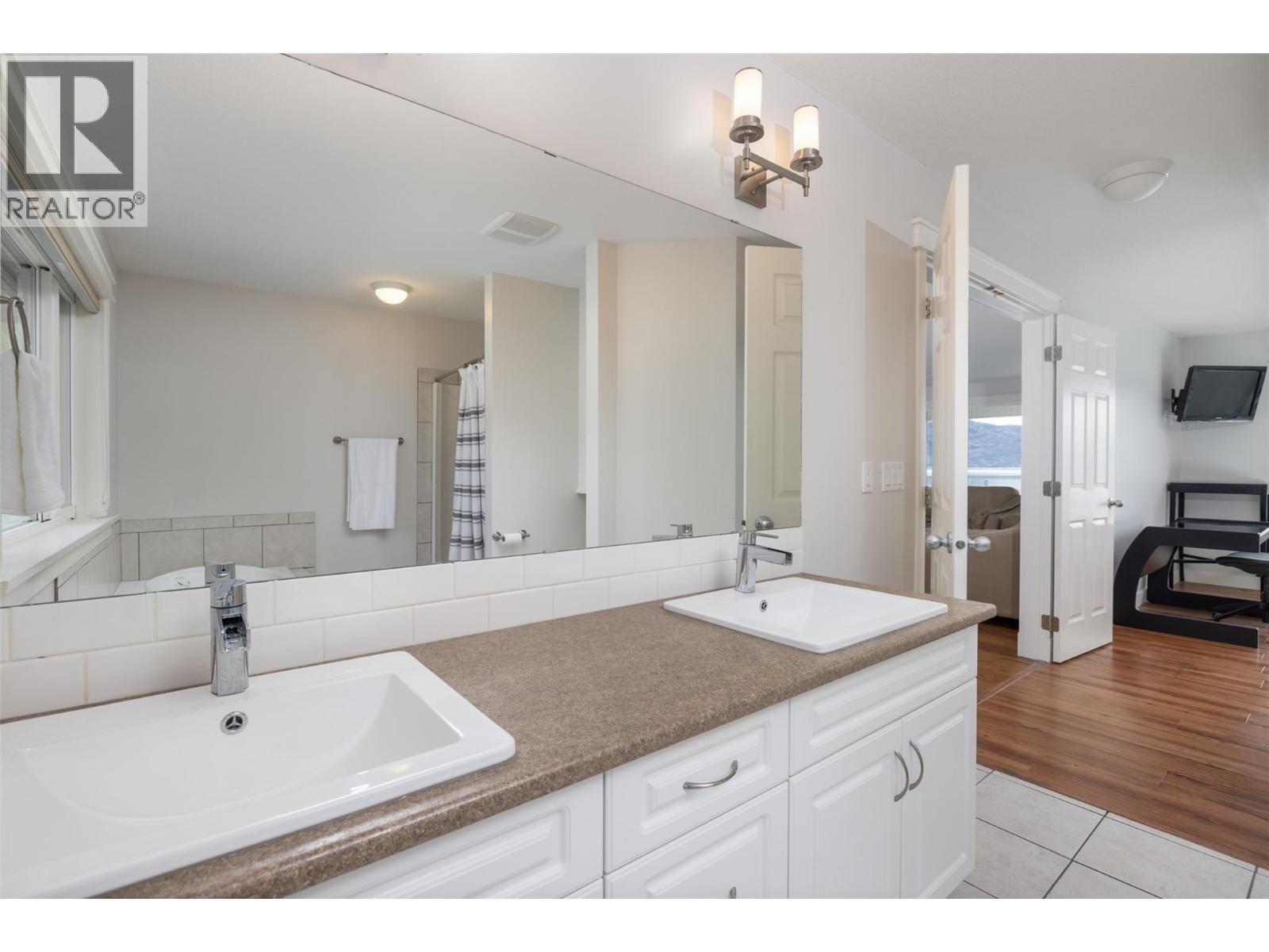 4244 Beach Avenue, Peachland, British Columbia  V0H 1X6 - Photo 66 - 10371662