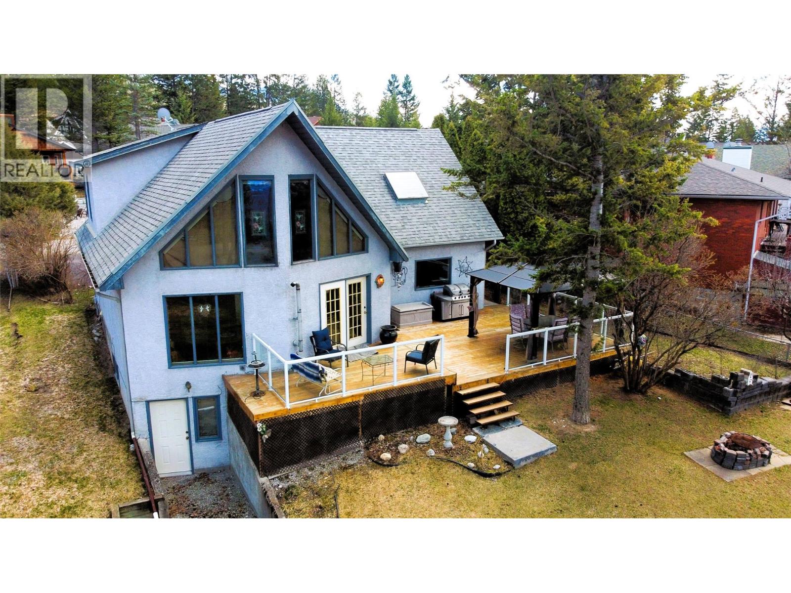 7319 Glacier Drive, radium hot springs, British Columbia