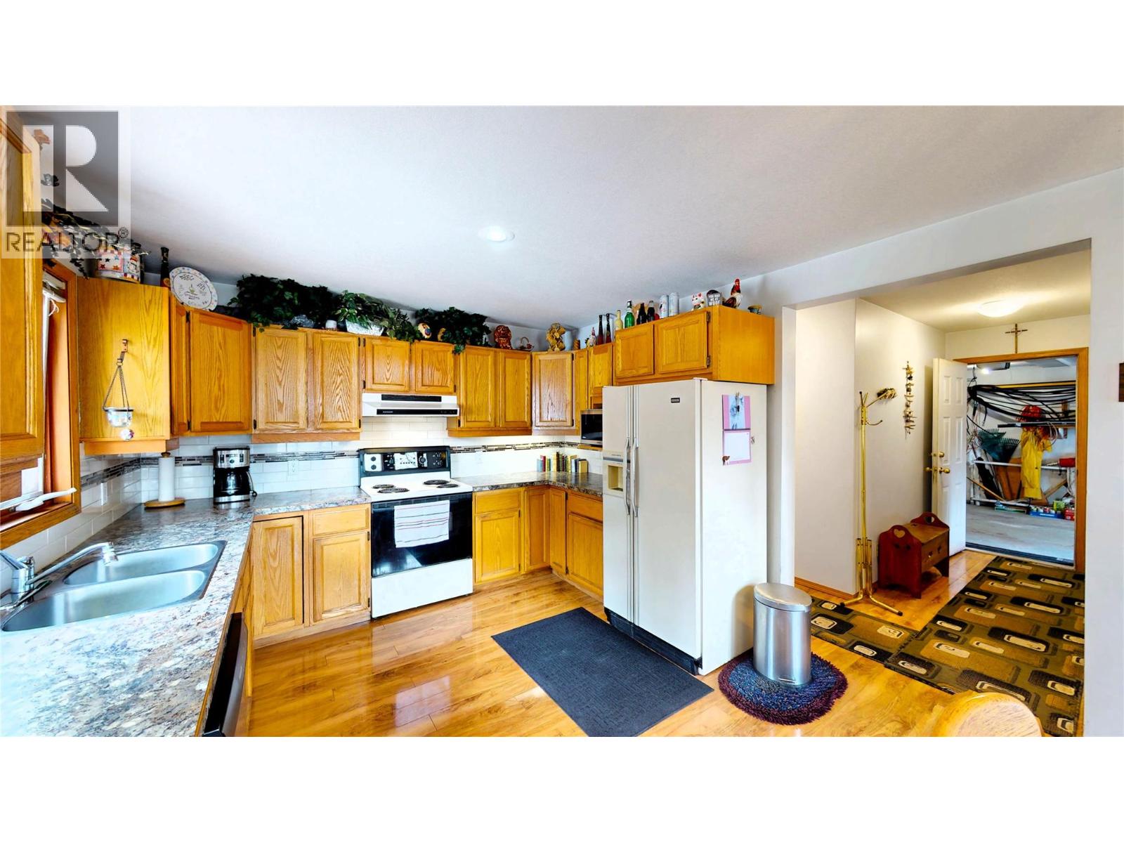 7319 Glacier Drive, Radium Hot Springs, British Columbia  V0A 1M0 - Photo 16 - 10371654