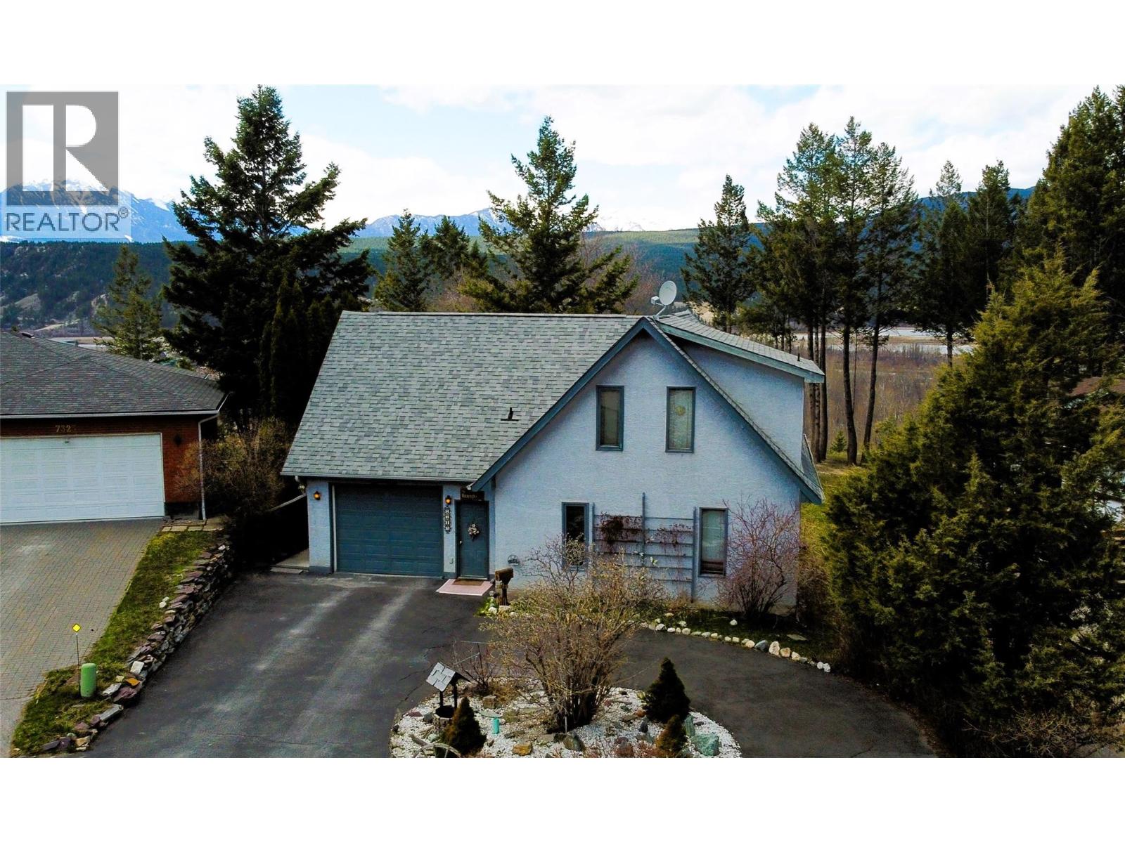 7319 Glacier Drive, Radium Hot Springs, British Columbia  V0A 1M0 - Photo 69 - 10371654