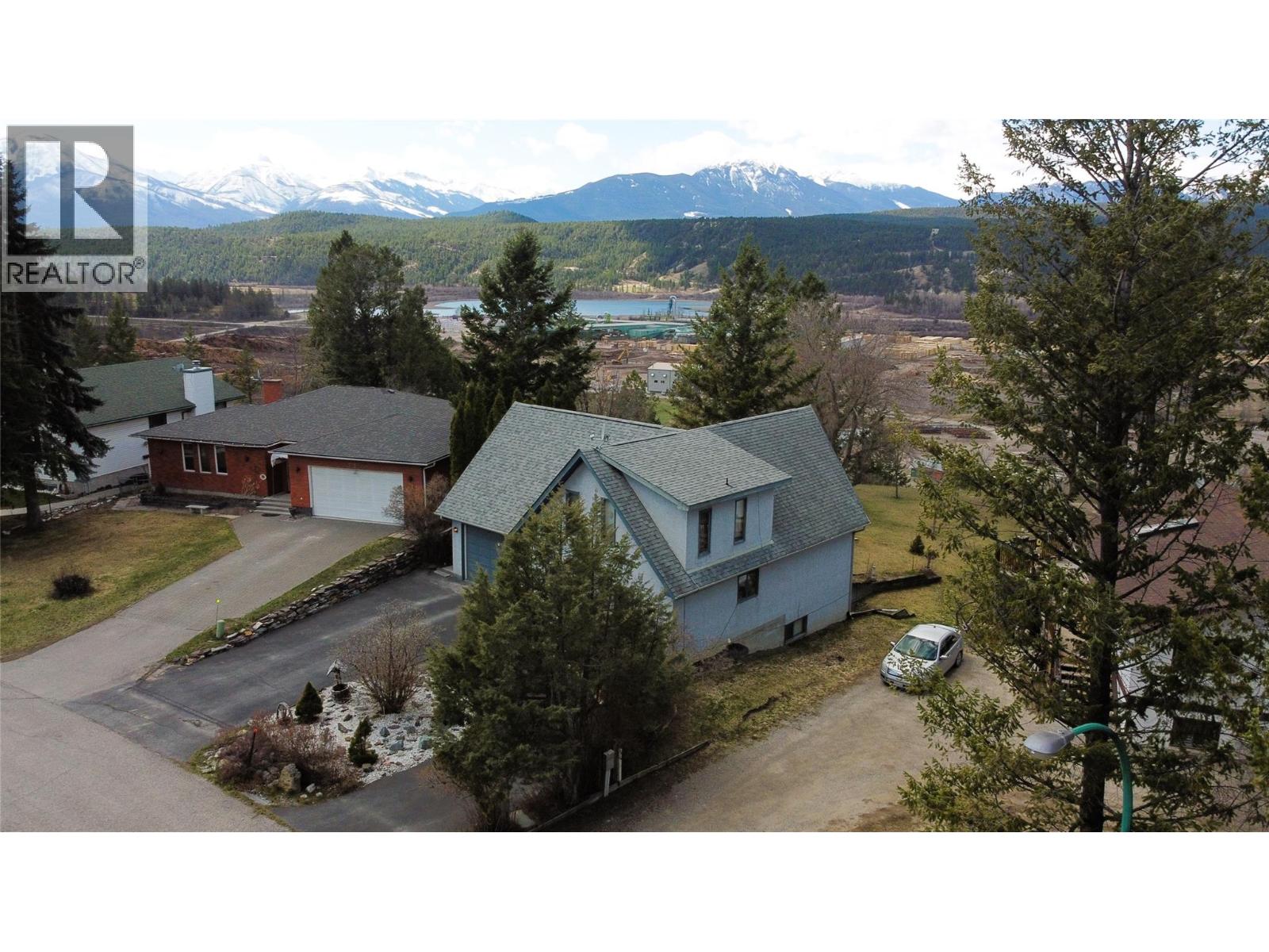 7319 Glacier Drive, Radium Hot Springs, British Columbia  V0A 1M0 - Photo 71 - 10371654