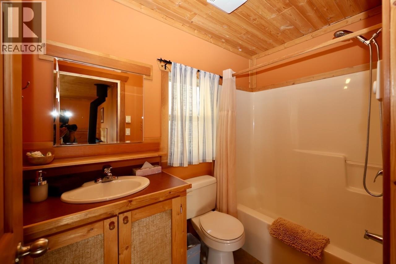 3483 Highway 95, Parson, British Columbia  V0A 1L0 - Photo 40 - 10371722