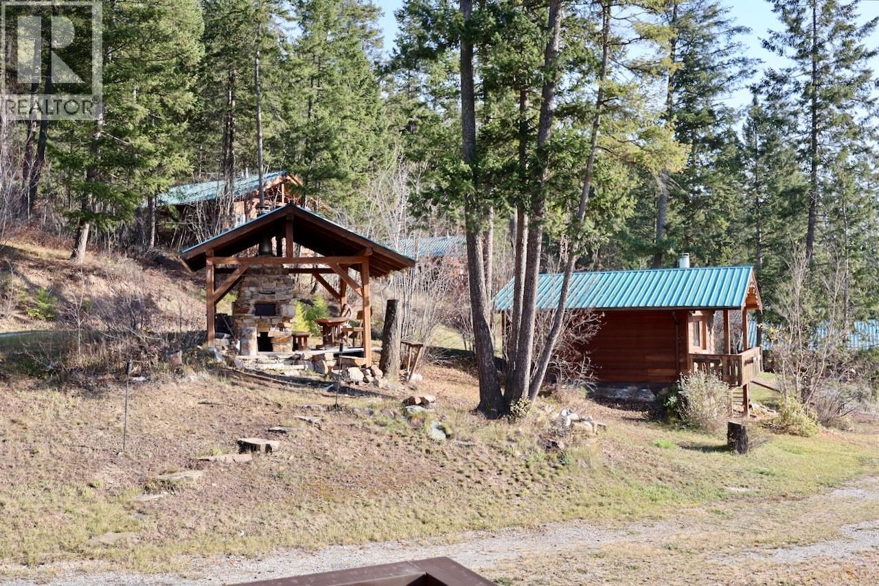 3483 Highway 95, Parson, British Columbia  V0A 1L0 - Photo 67 - 10371722