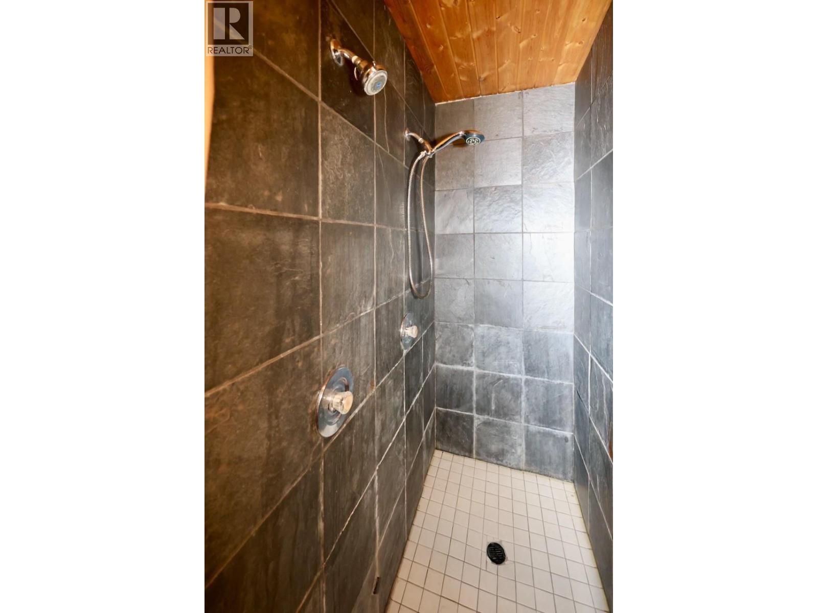 3483 Highway 95, Parson, British Columbia  V0A 1L0 - Photo 38 - 10371713