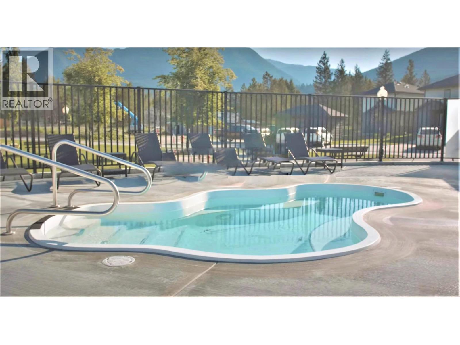 400 Bighorn Boulevard Unit# 415 Q, Radium Hot Springs, British Columbia  V0A 1M0 - Photo 45 - 10371574