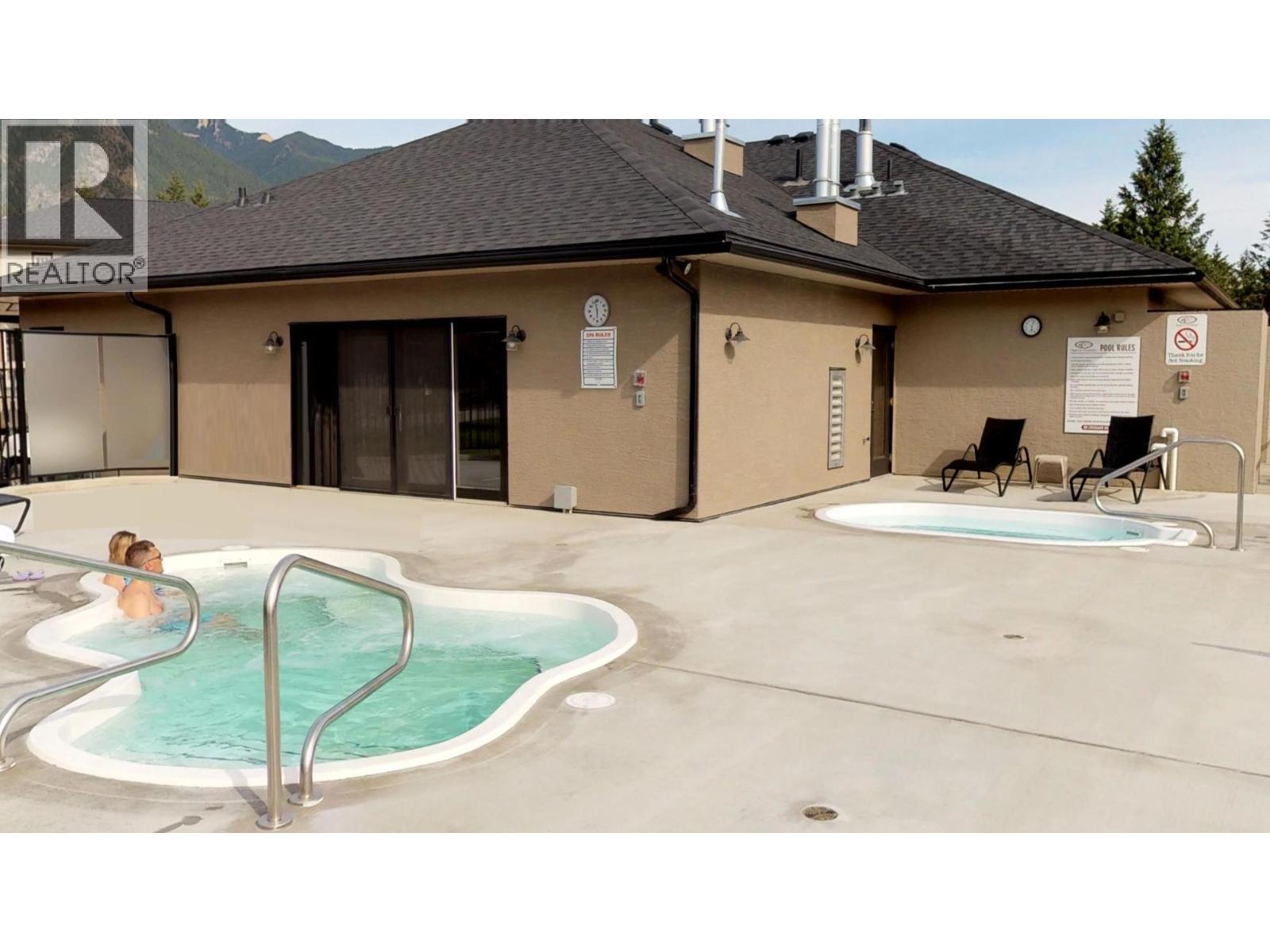 400 Bighorn Boulevard Unit# 415 Q, Radium Hot Springs, British Columbia  V0A 1M0 - Photo 46 - 10371574