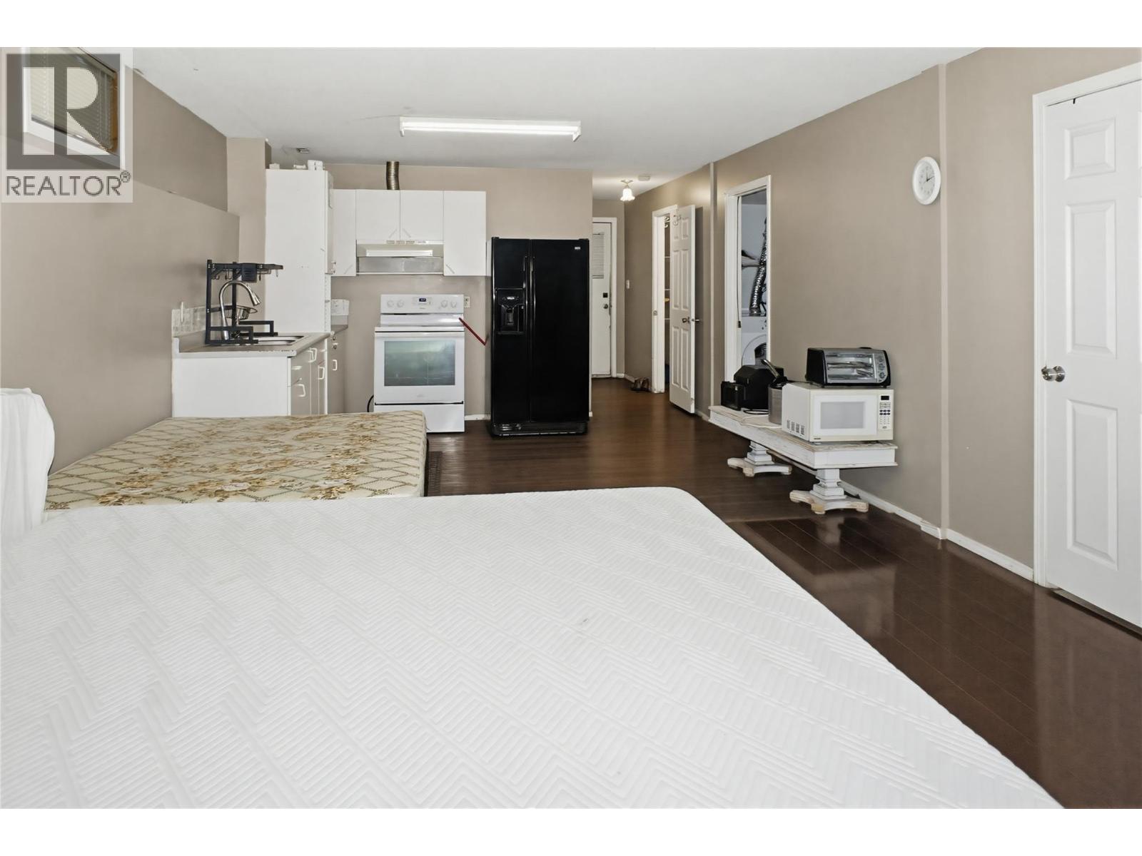 1133 13th Street, Kamloops, British Columbia  V2B 8K4 - Photo 30 - 10371302