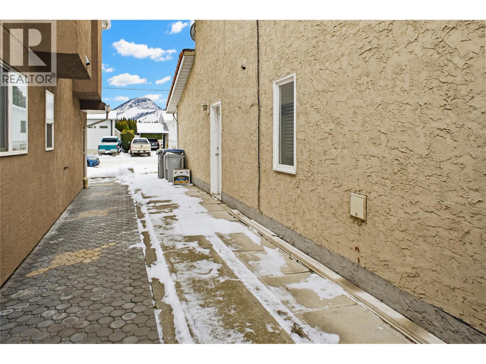 1133 13th Street, Kamloops, British Columbia  V2B 8K4 - Photo 35 - 10371302