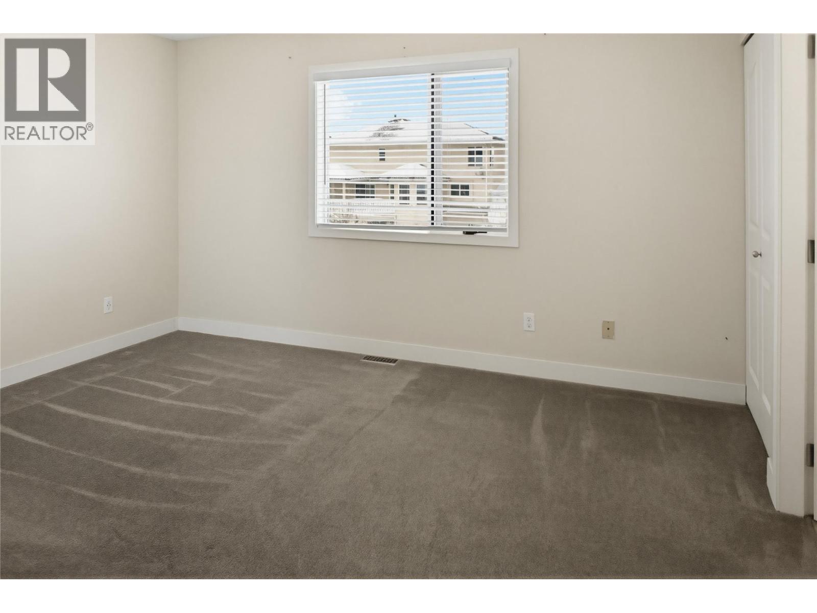 1133 13th Street, Kamloops, British Columbia  V2B 8K4 - Photo 9 - 10371302