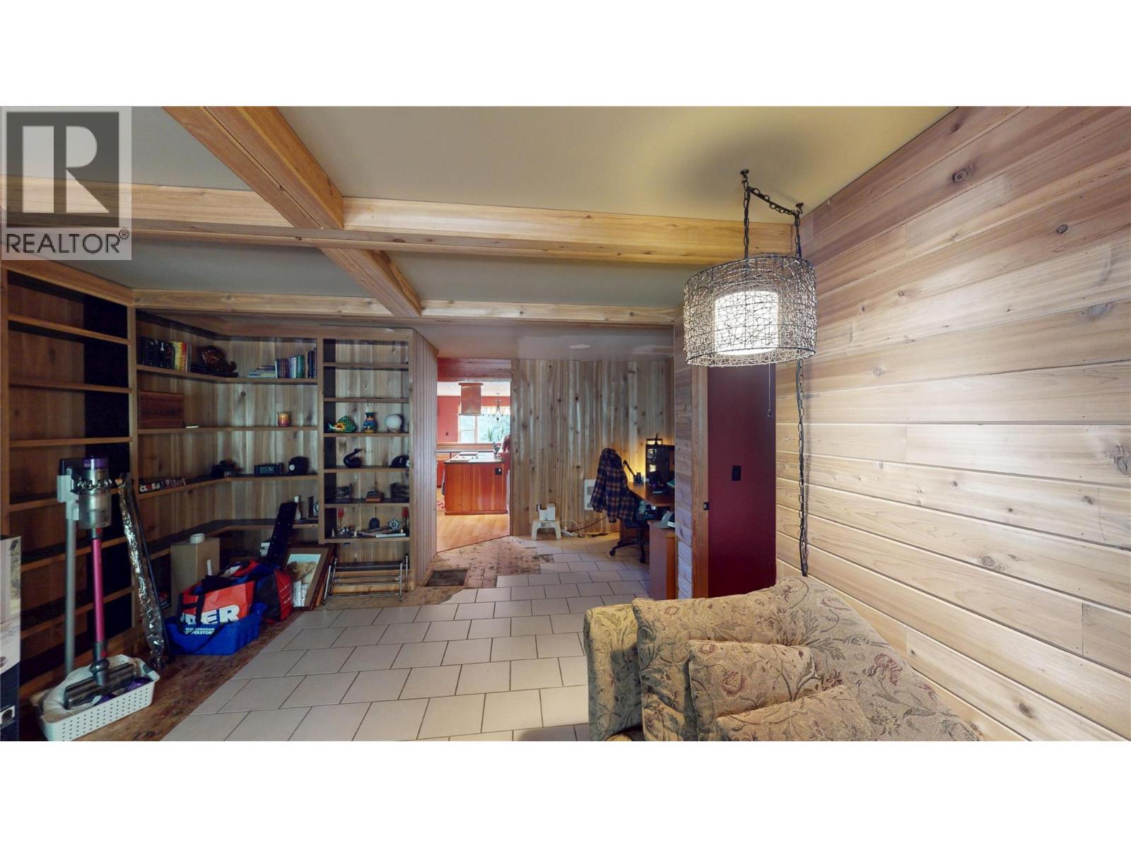 6228 Tamarack Road, Wasa, British Columbia  V0B 2K0 - Photo 21 - 10371736