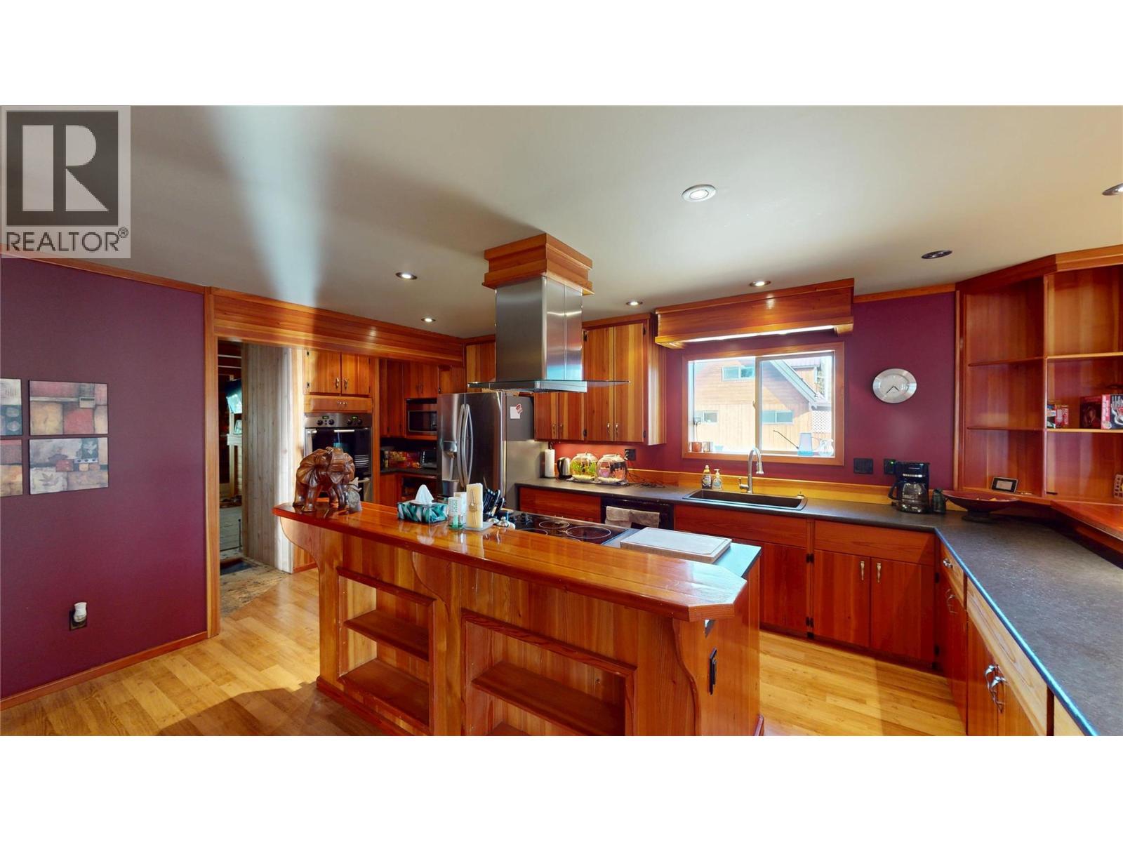 6228 Tamarack Road, Wasa, British Columbia  V0B 2K0 - Photo 9 - 10371736